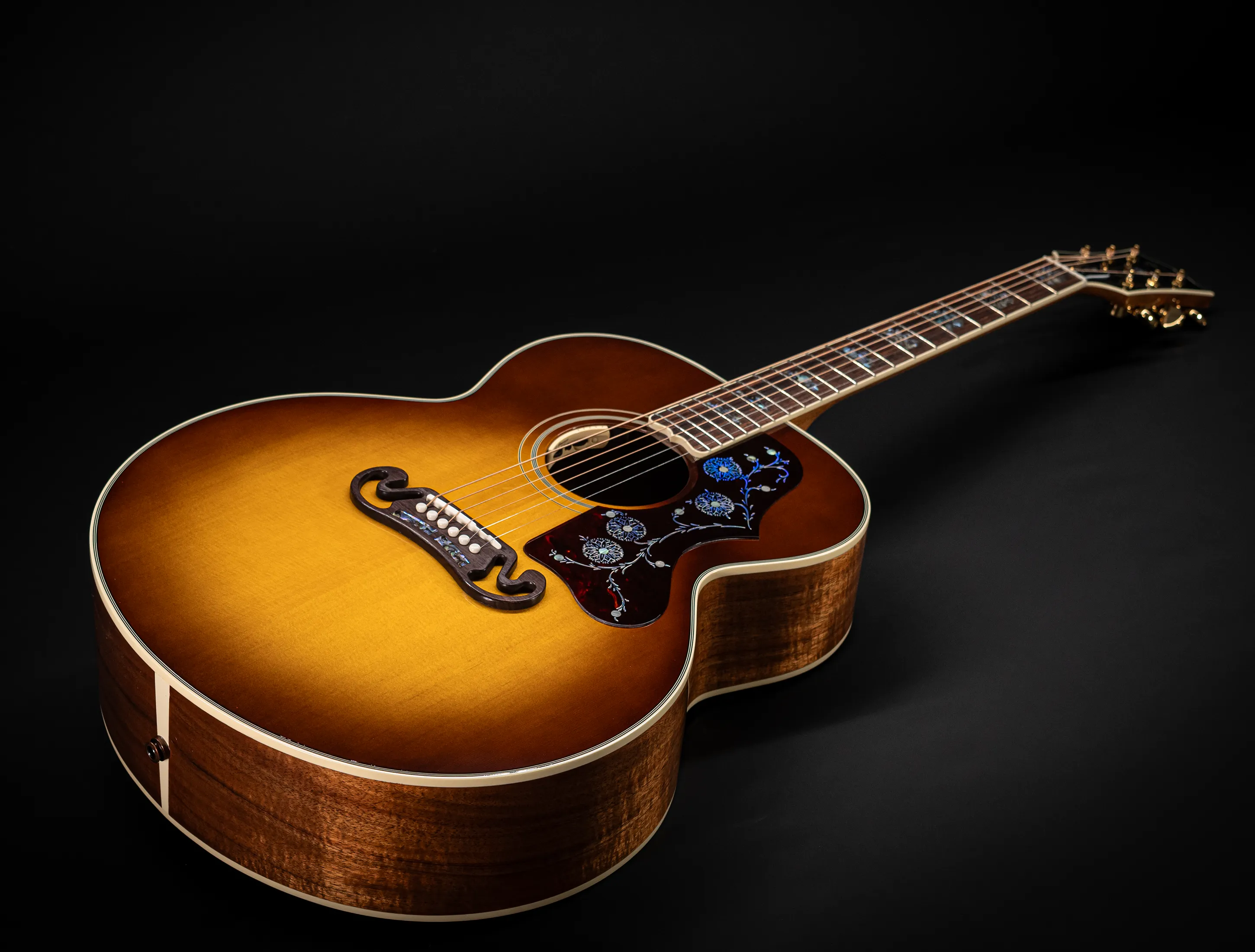 Gibson SJ-200 Elegant Koa - Honey Burst
