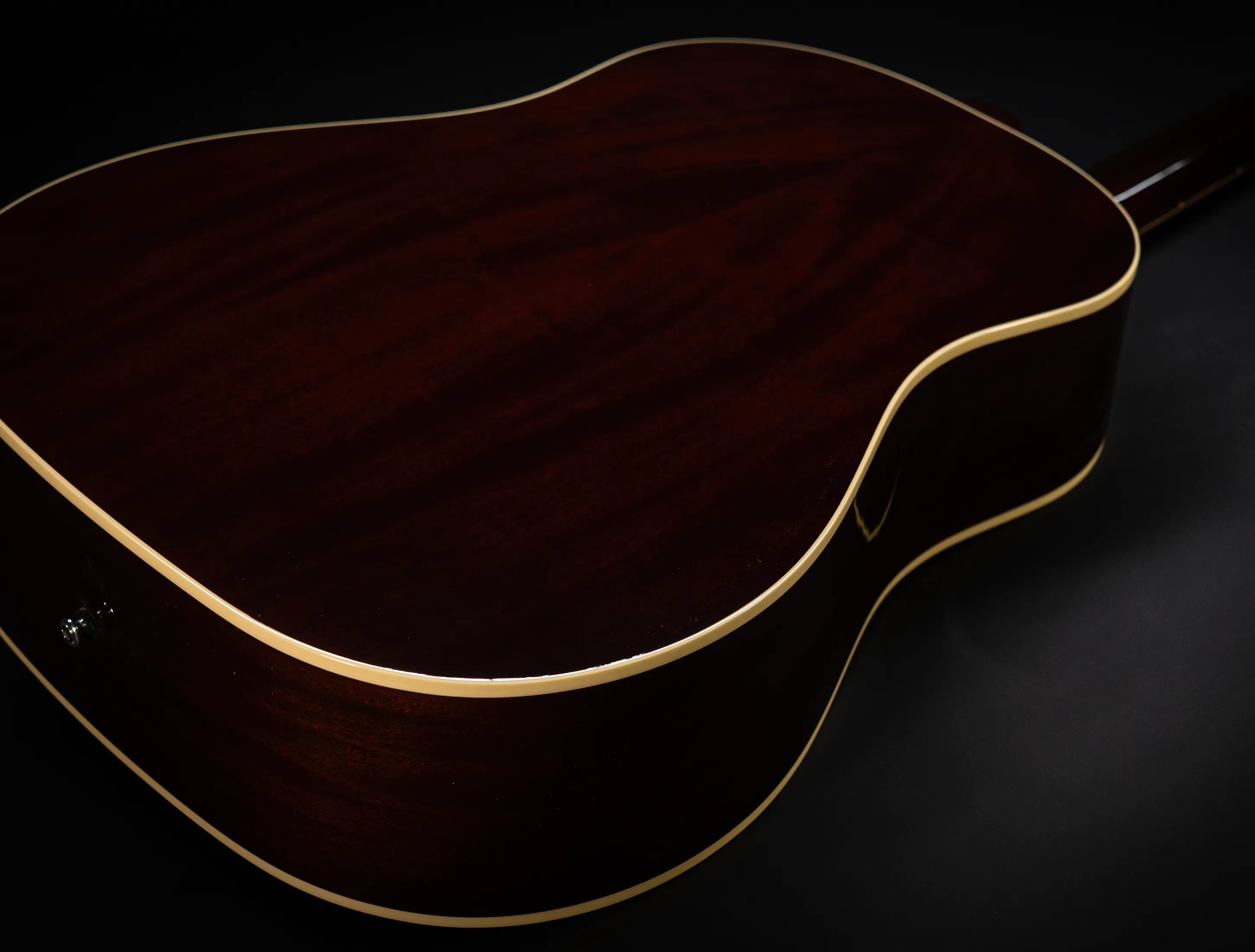 Galerie anzeigen (33 Bilder) a174903-Gibson-J-45-EARLY-50`s-Golden-Era-Custom-Shop-Adirondack-Vintage-Sunburst-