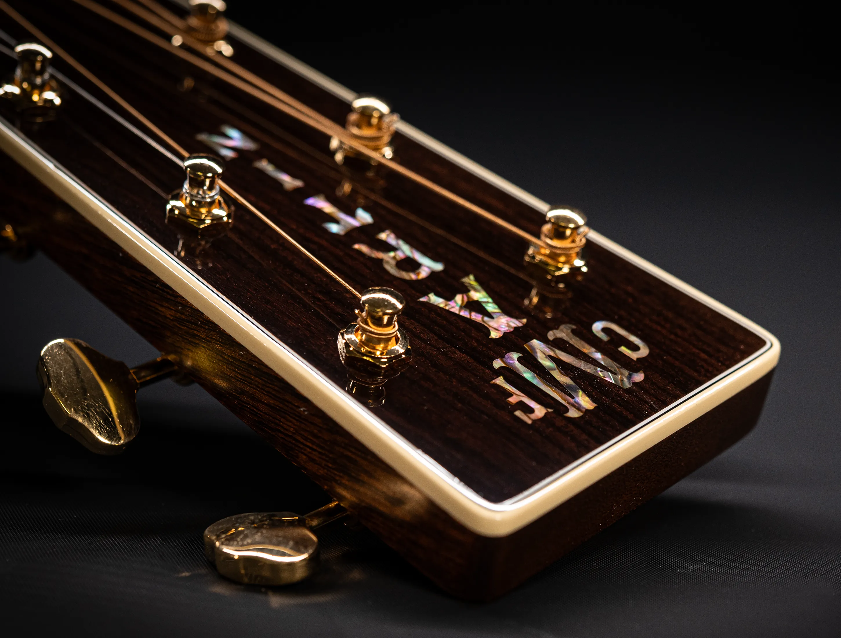 a172111 Martin D-41 (Reimagined) Sunburst Musikhaus-Hermann