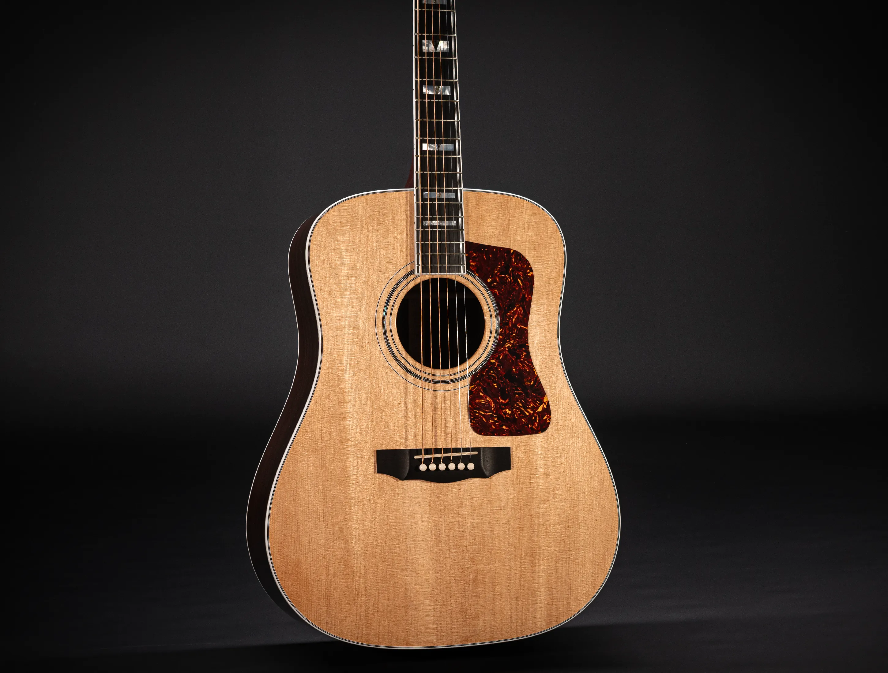 Show gallery (28 images) a156744 Guild D-55 Natural USA