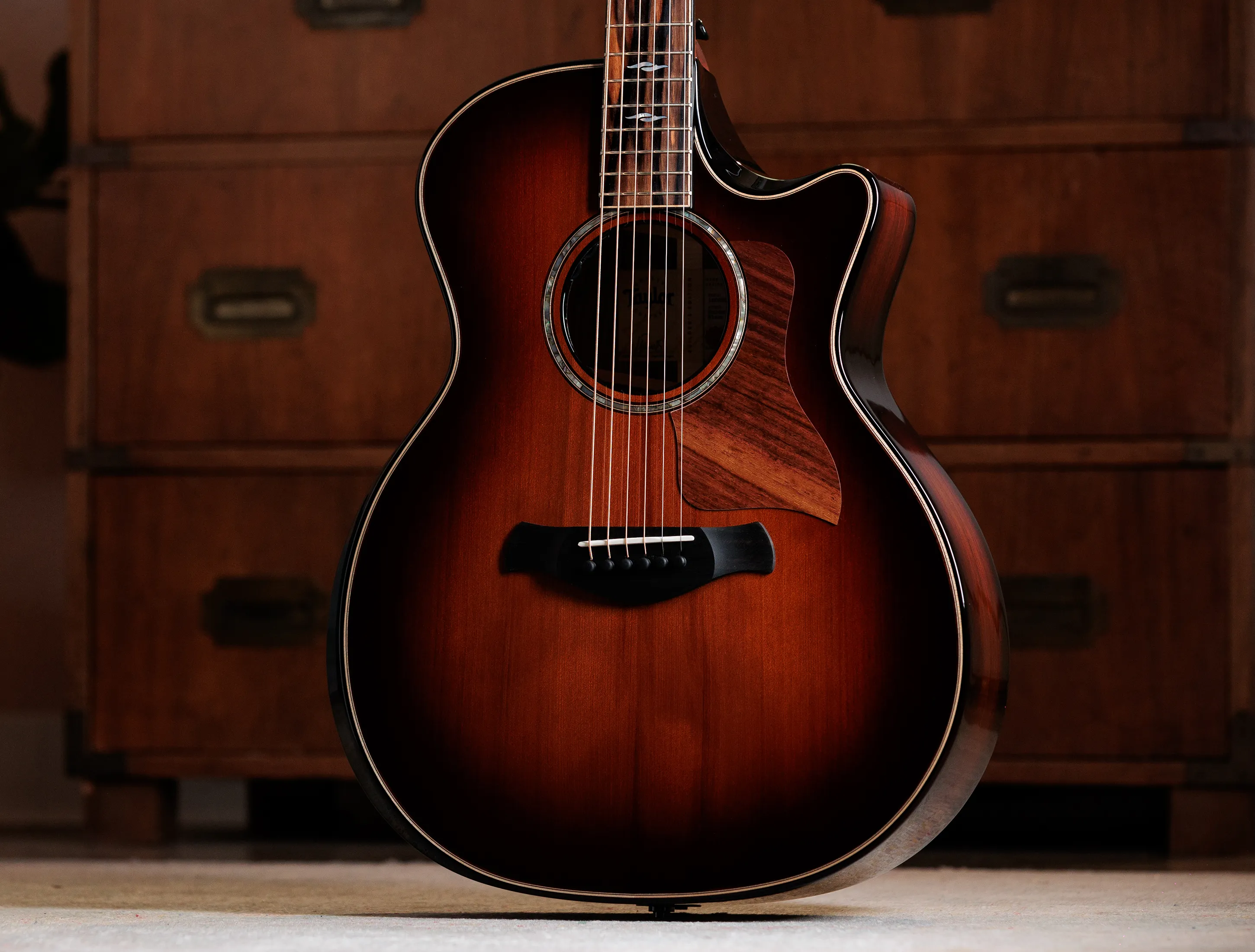 Taylor Builder's Edition 814ce Honduras Palisander meets Sinker Redwood Next Generation