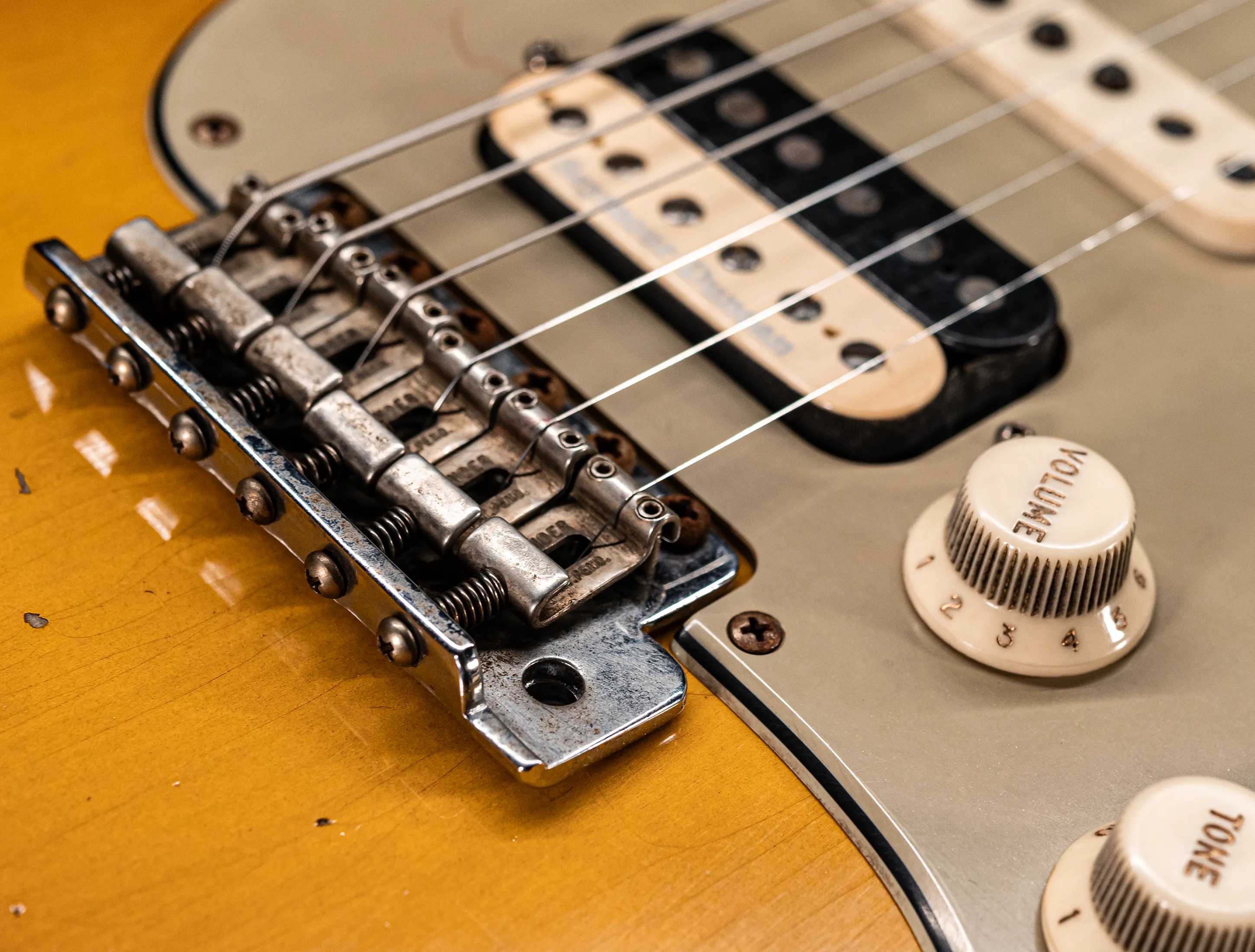 Fender Senior Masterbuilt Todd Krause 1963 Humbucker Stratocaster Relic - Sunburst