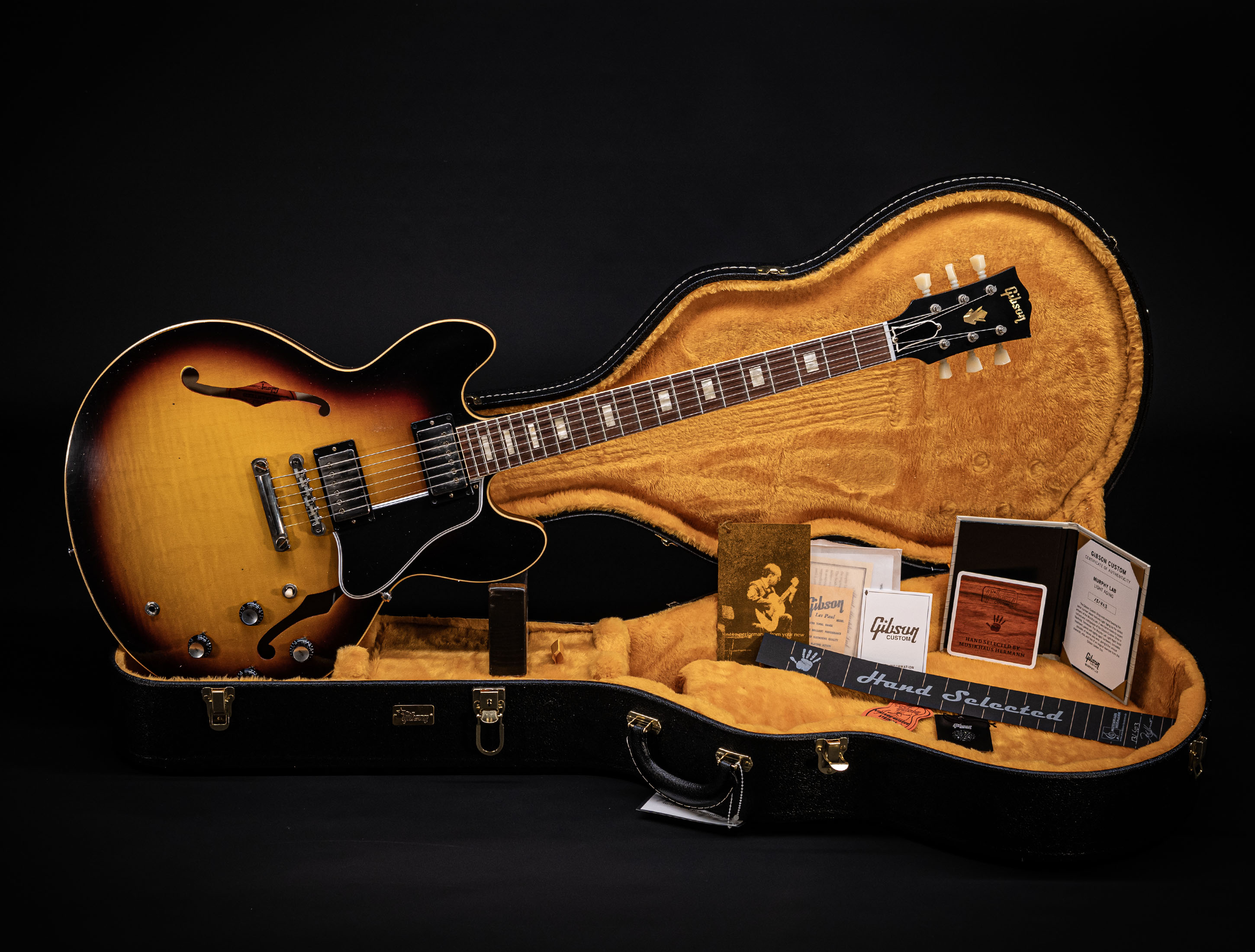 Galerie anzeigen (31 Bilder) a155081 Gibson-ES-335-1964-Custom-Shop-Murphy-Lab-Light-Aged-Figured-Maple-Antique-Vintage-Burst