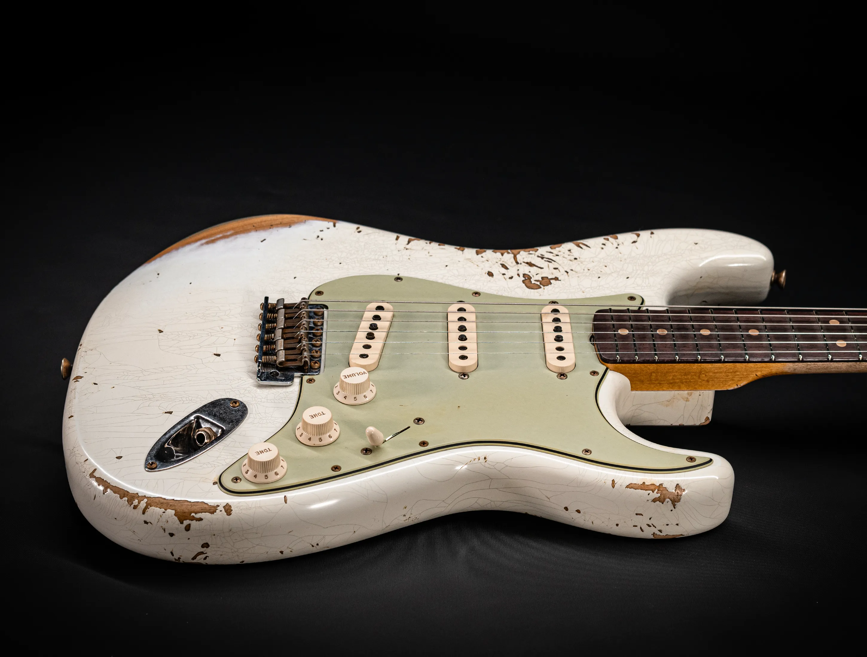 Fender MBD 1963 Stratocaster Heavy Relic - Super Faded Aged Olympic White