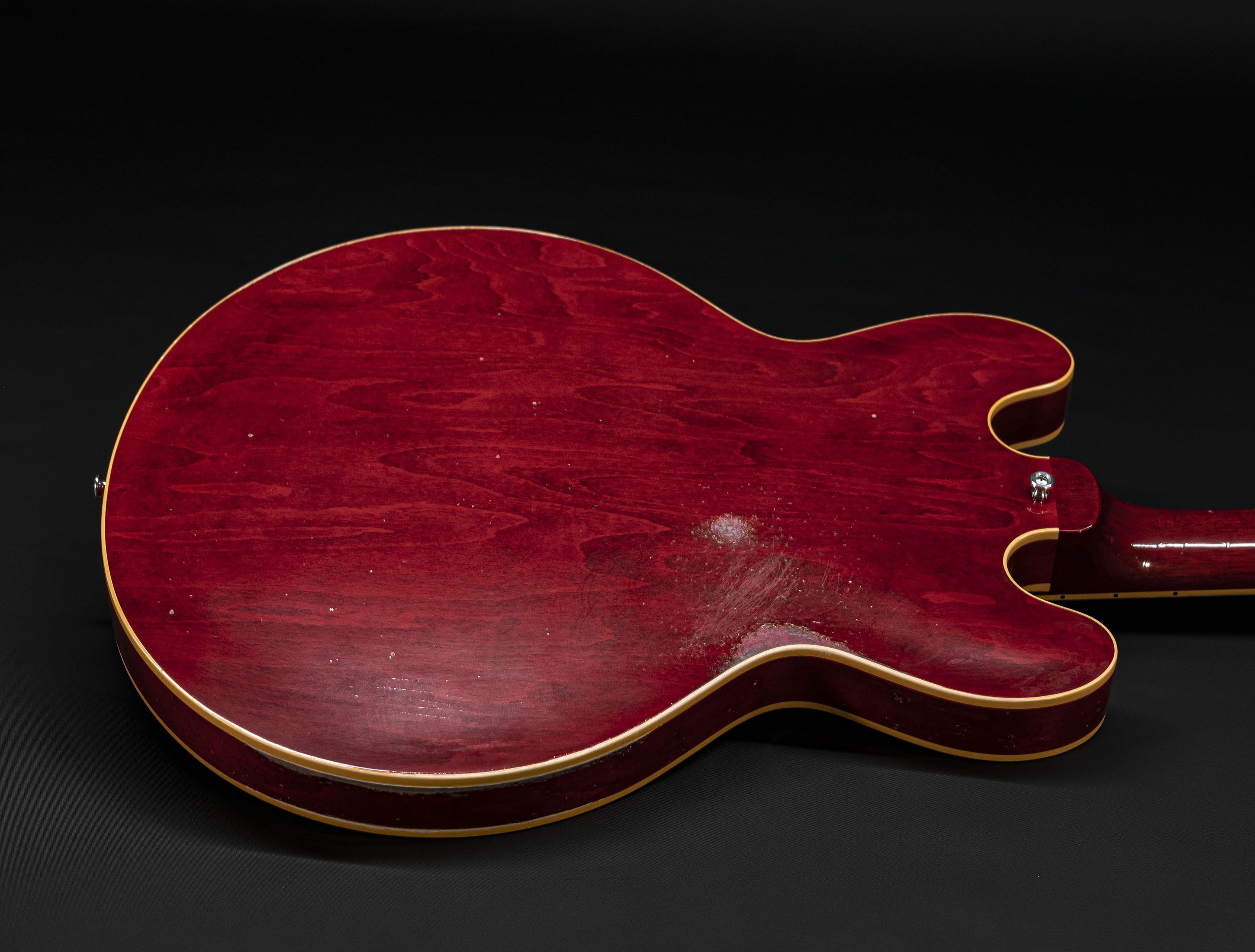 a128107-Gibson-1961-ES-335-Heavy-Aged-Murphy-Lab-Sixties-Cherry a128107-gibson-1961-es-335-heavy-aged-murphy-lab-sixties-cherry