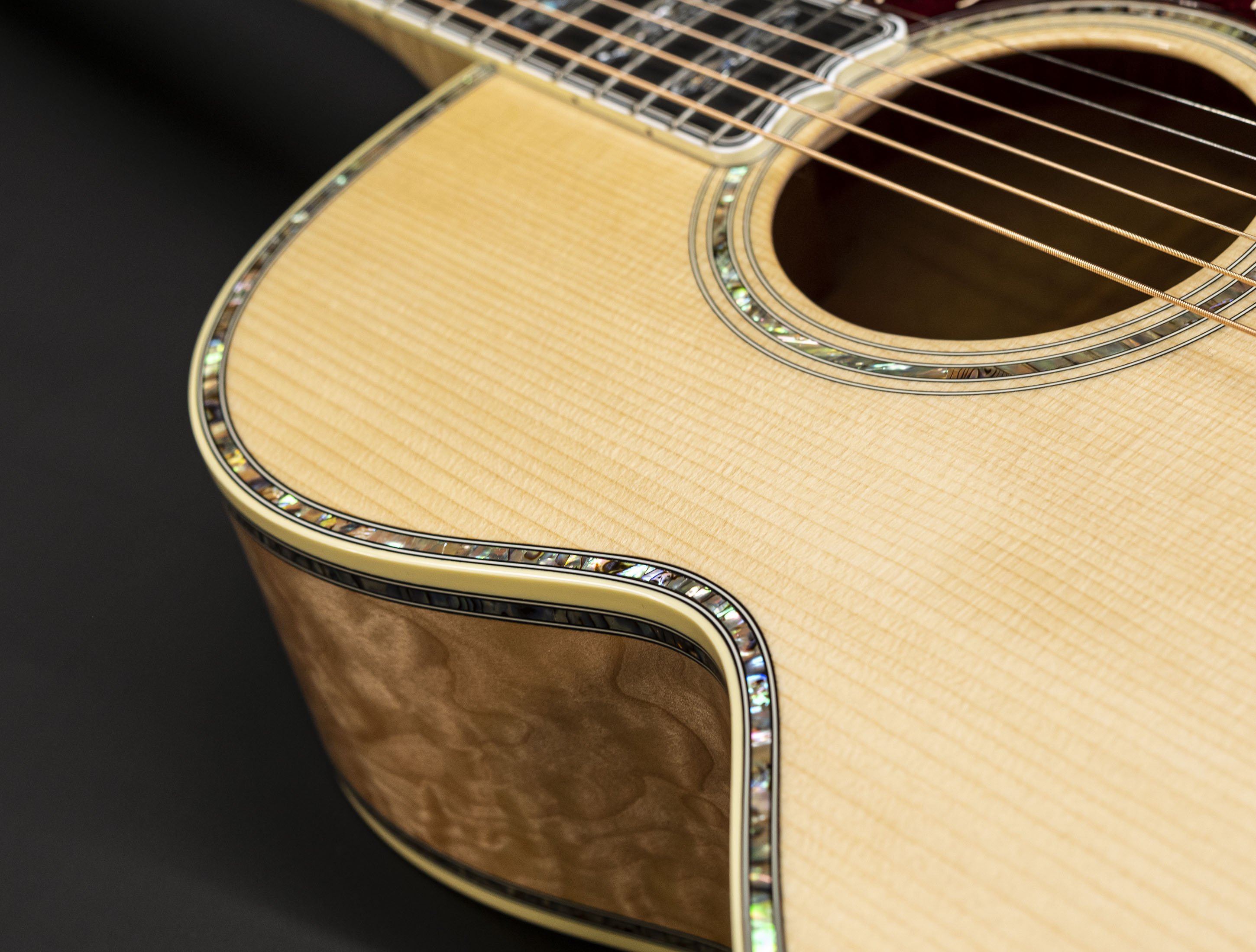 a115354_Gibson-SJ-200-Monarch-Mastershop-All-Antique-Natural a115354 gibson-sj-200-monarch-mastershop-all-antique-natural