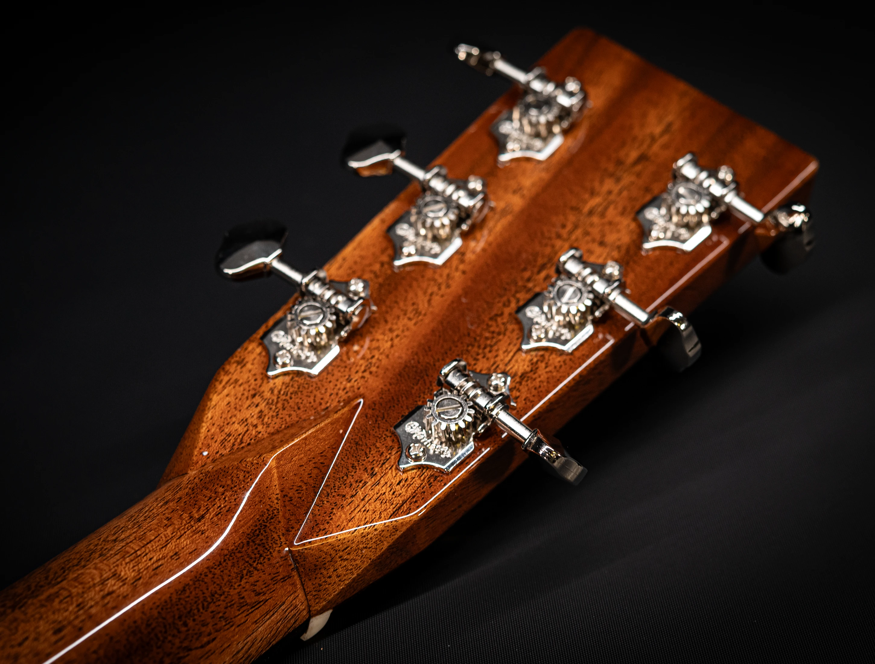 Galerie anzeigen (24 Bilder) a172410 Martin 000-28EC E LRB Eric Clapton - LR Baggs VTC Musikhaus-Hermann