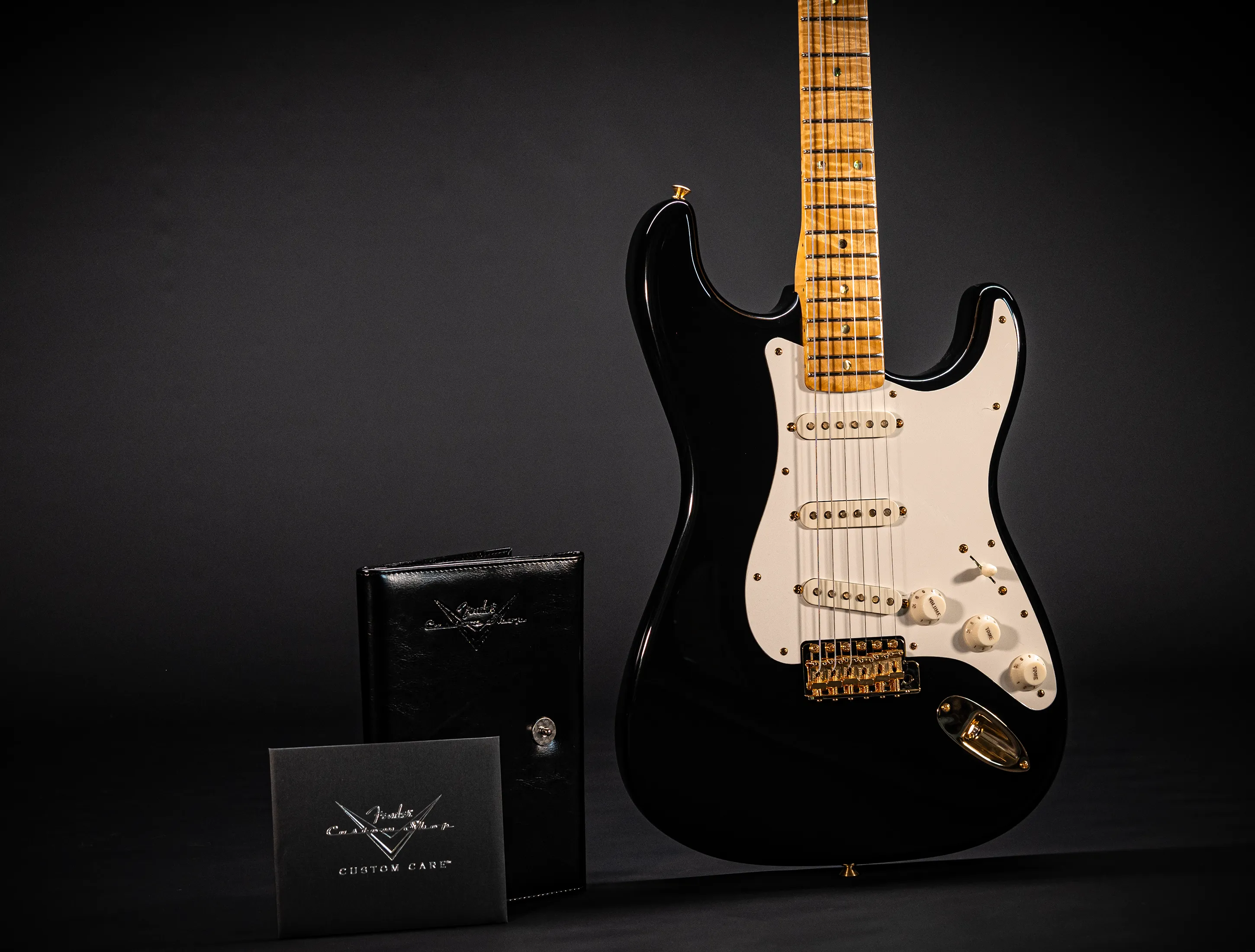 Fender 70th Anniversary Limited Stratocaster NOS Flame AAAA Neck - Black
