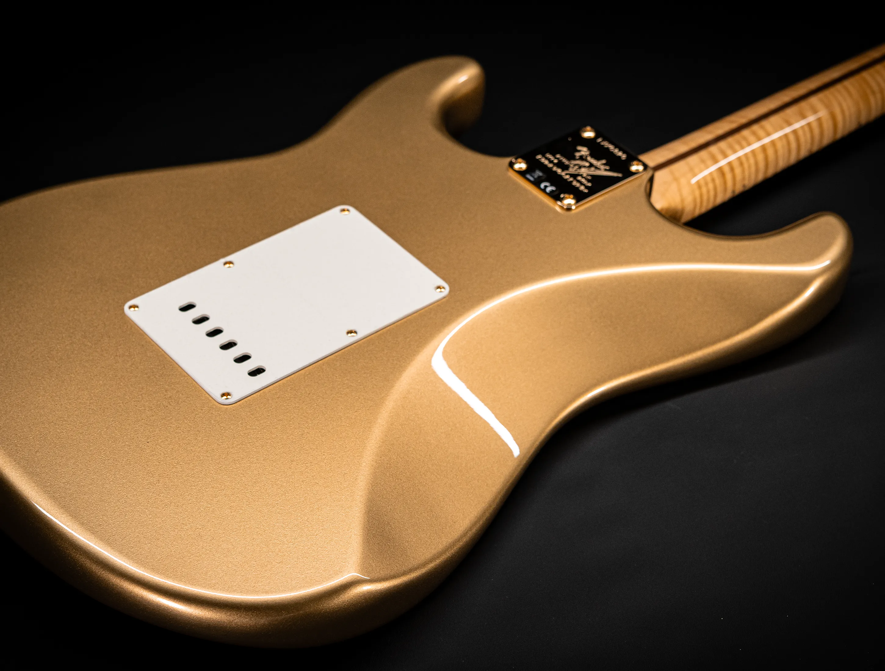 Fender 70th Anniversary Limited Stratocaster NOS Mastergrade Flame AAAA Neck - Aztec Gold