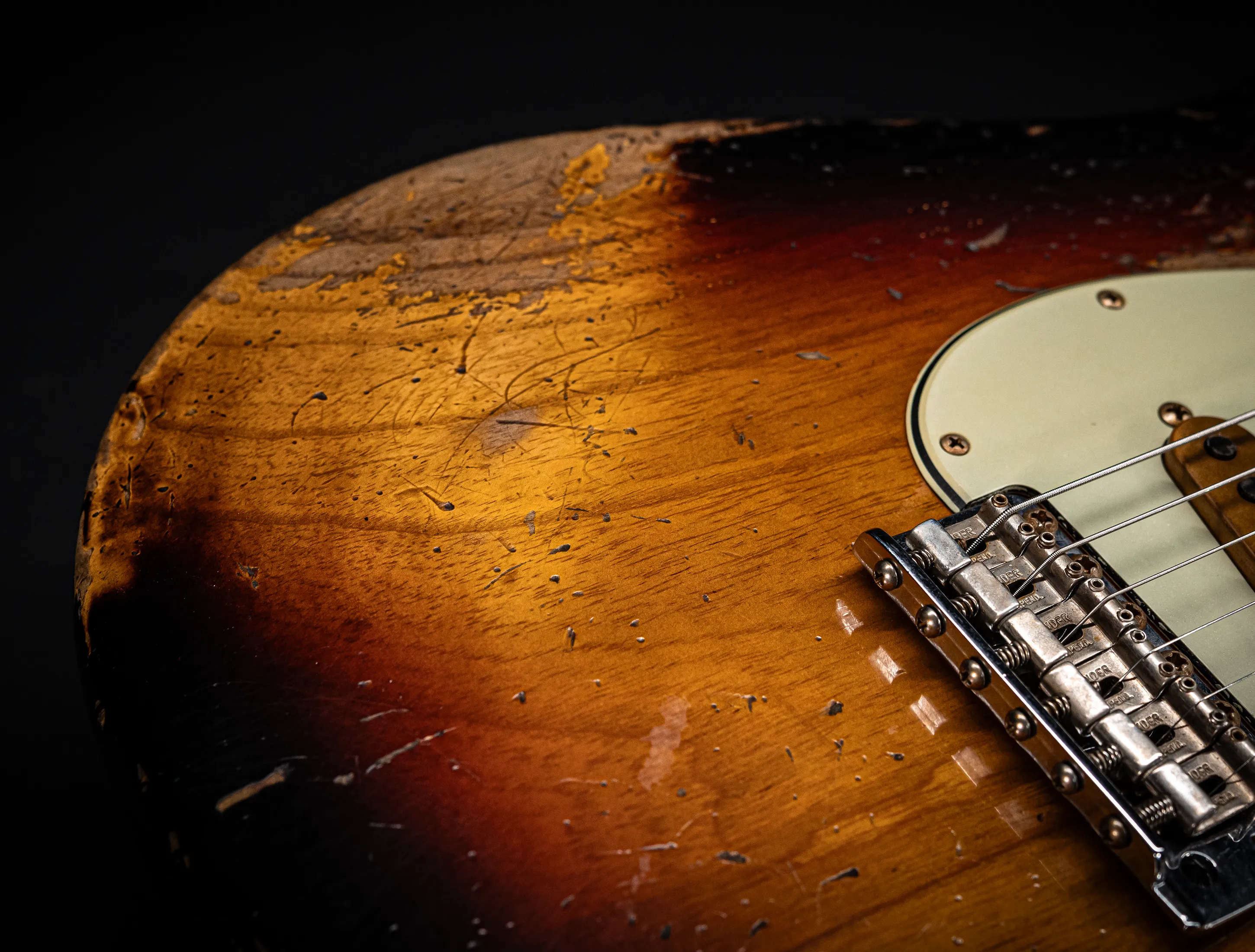 a176101-Fender-MBD-II-Limited-1962-Stratocaster-MIDAS-Super-Heavy-Relic-ASH-Body-Sunburst-