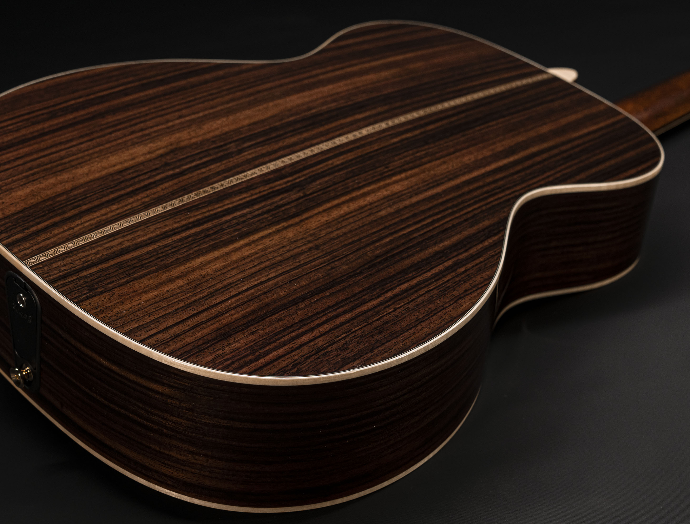 Show gallery (26 images) a142823 Martin-OM-28E-Modern-Deluxe-mit-Tonabnehmer