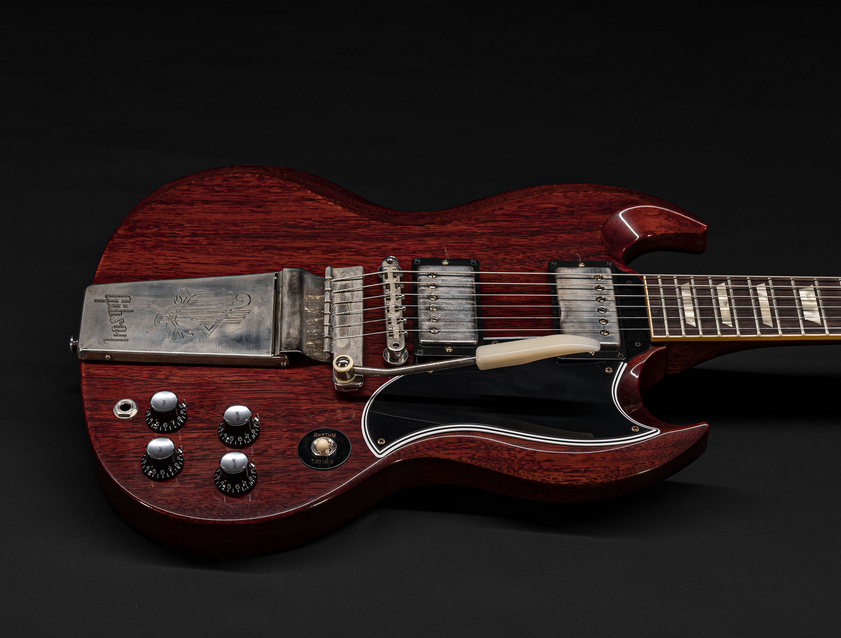 a128065-Gibson-SG-1964-Standard-Reissue-Maestro-Vibrola-VOS-Cherry-Red a128065-gibson-sg-1964-standard-reissue-maestro-vibrola-vos-cherry-red