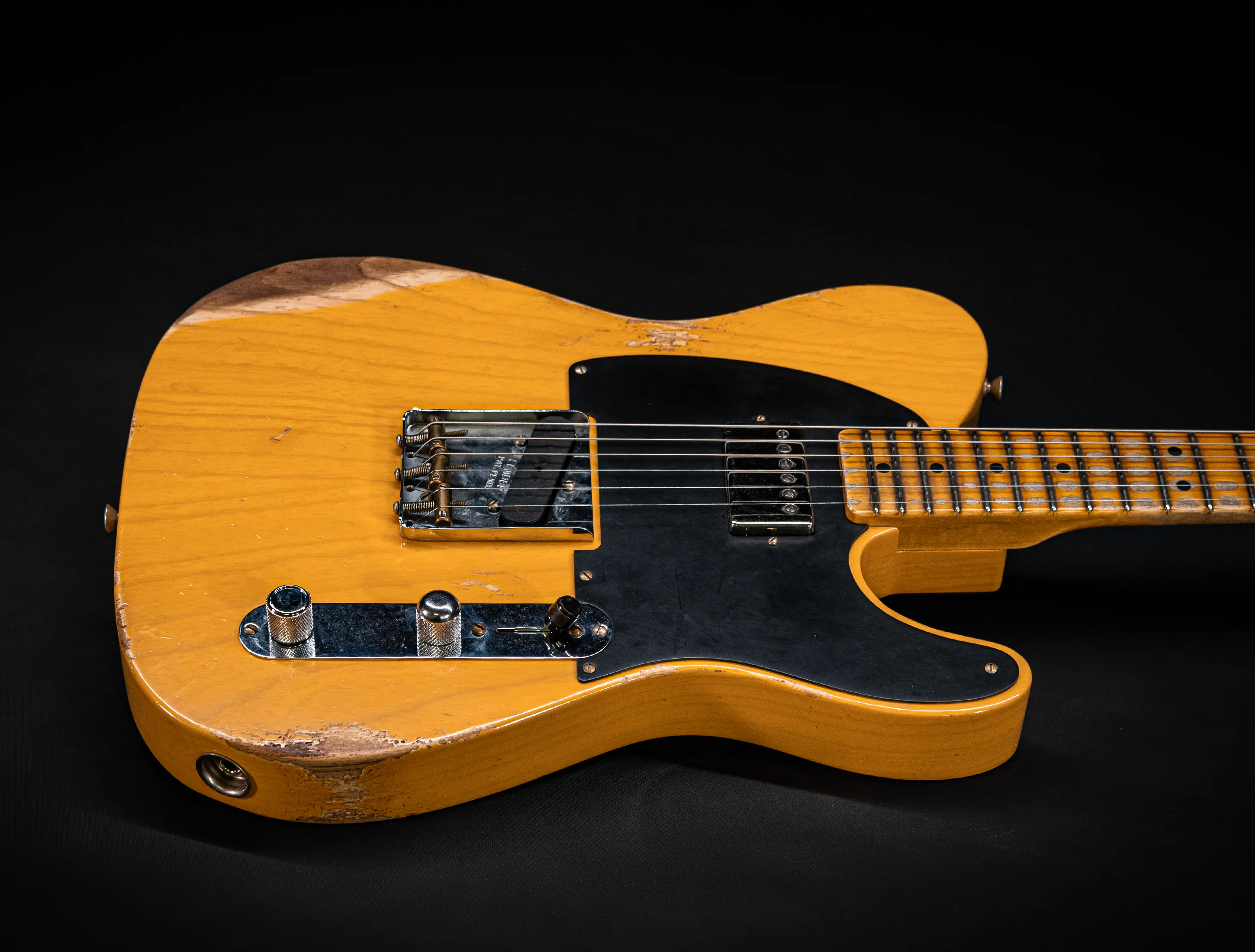 a173230Fender MBD Limited 1952 Humbucker Telecaster Heavy Relic - Butterscotch Blonde Muikhaus-Hermann