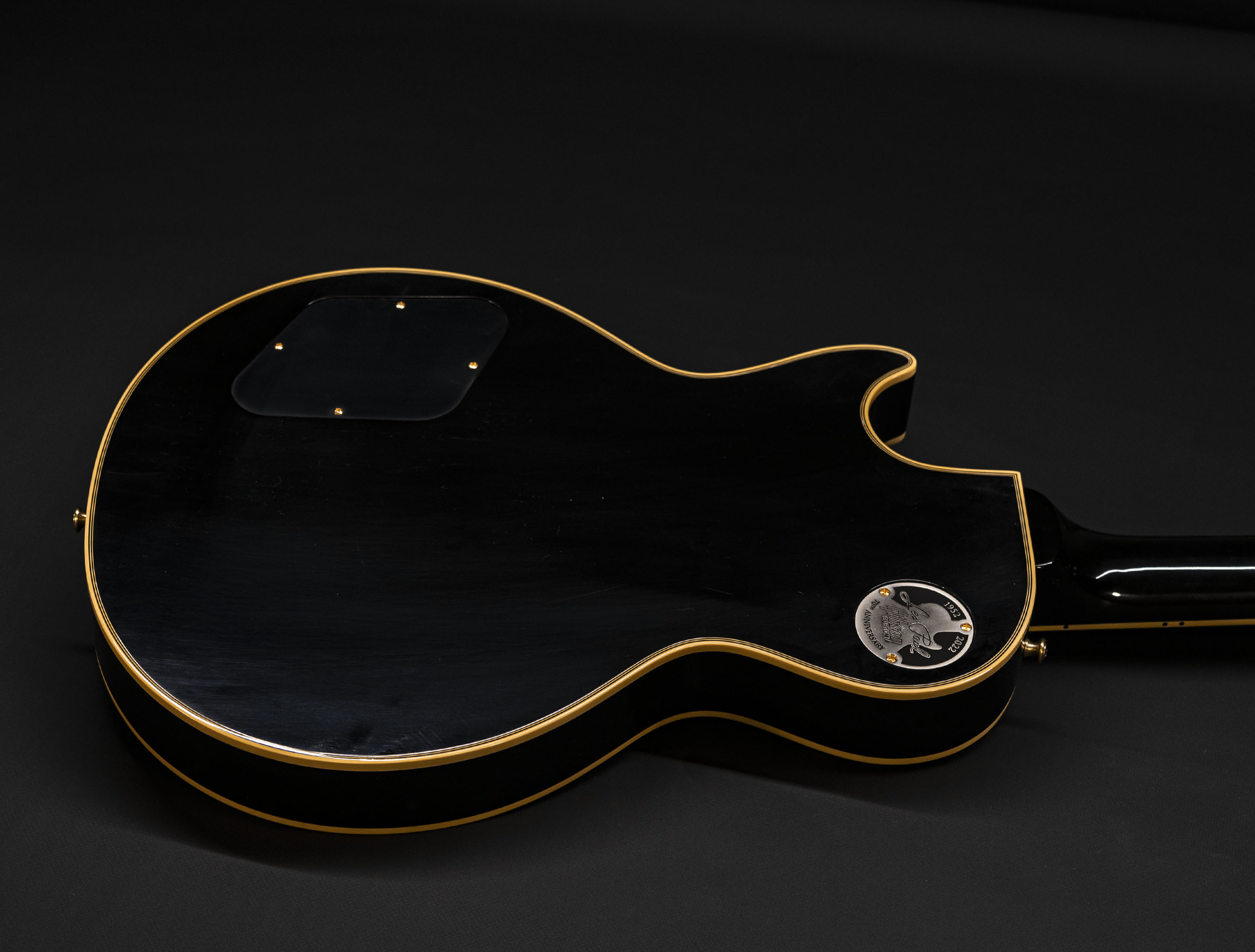 Galerie anzeigen (26 Bilder) a115971-gibson-les-paul-custom-1957-reissue-3-pickup-vos-ebony