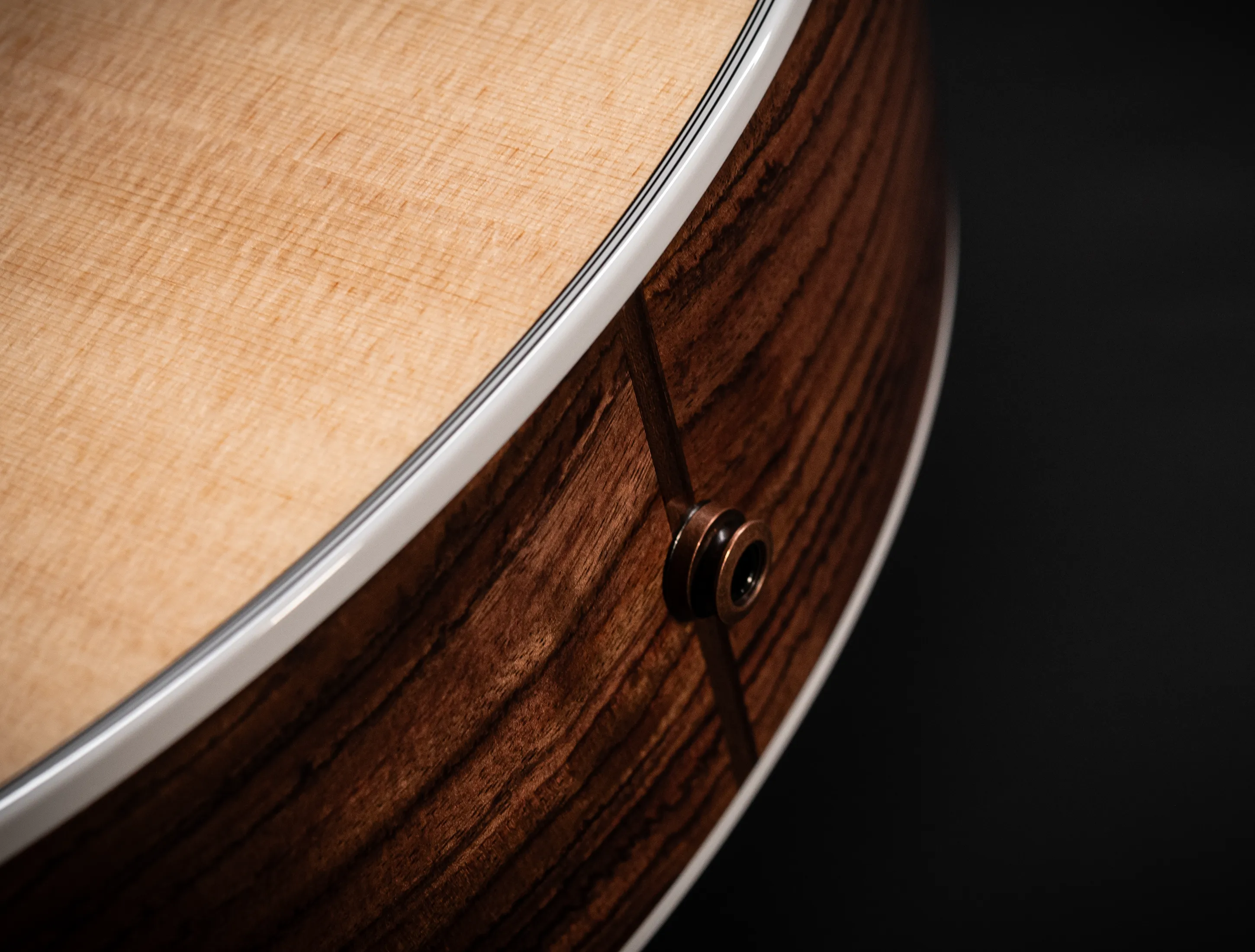 Show gallery (27 images) a165057 Taylor 815e Legacy - First Edition hand signed by Bob Taylor