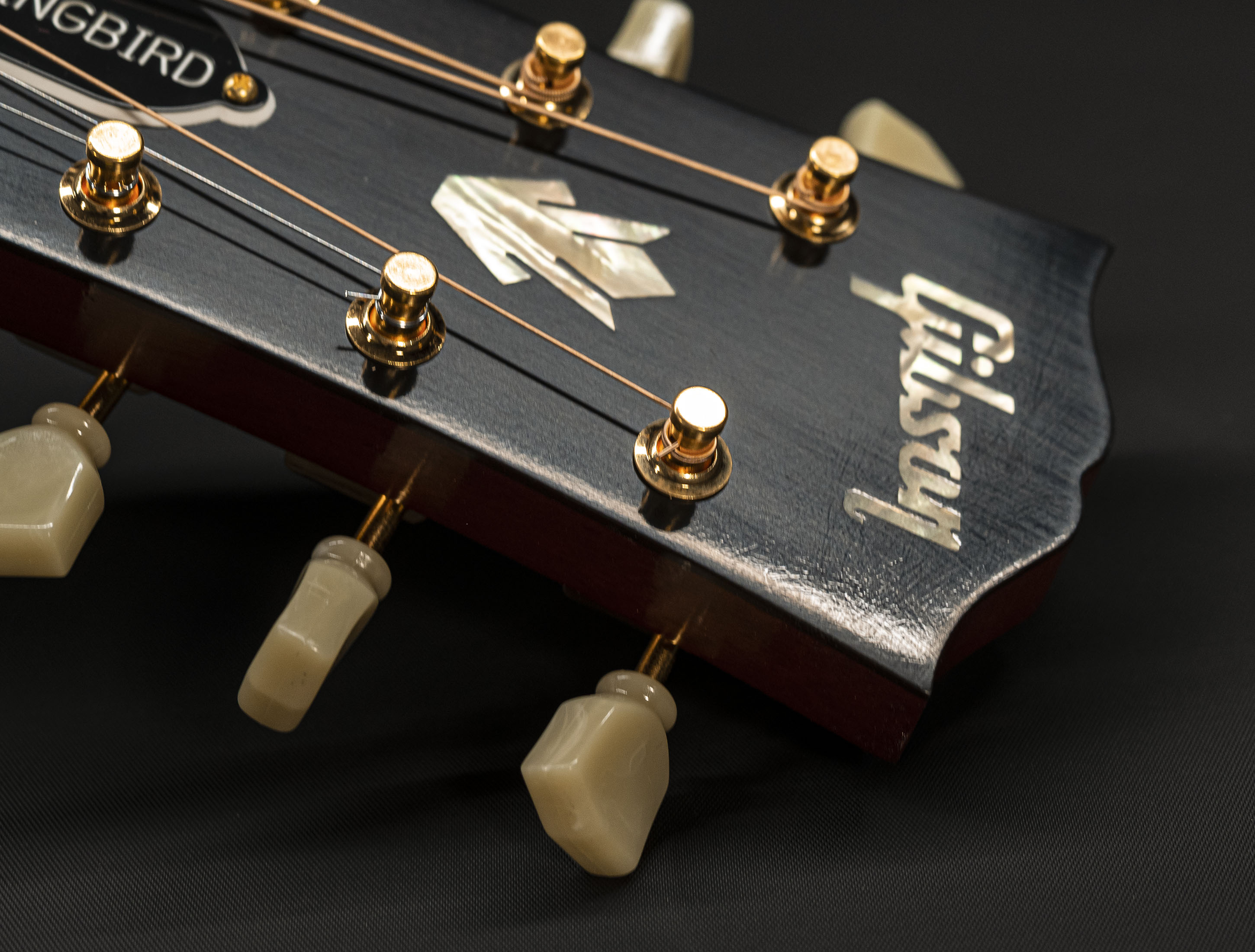 a138938-gibson-1960-hummingbird-double-pickguard-custom-shop-thermally-aged-adirondack-antique-60s-cherry