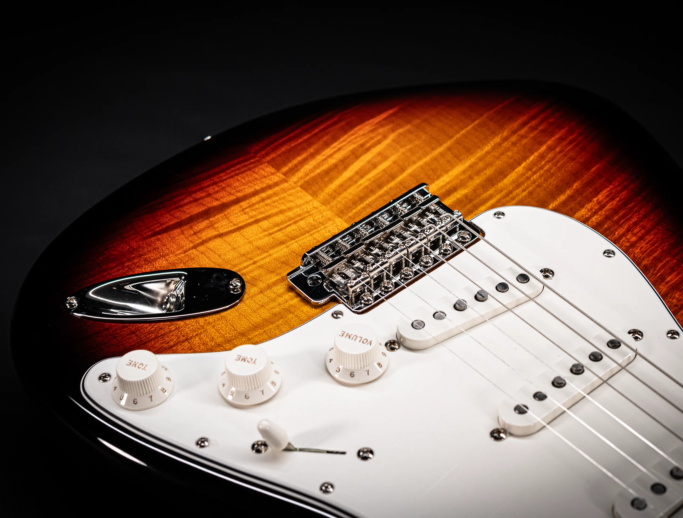 Fender MBD 1963 Stratocaster Prestige GLOSS NOS Flame Top - Sunburst