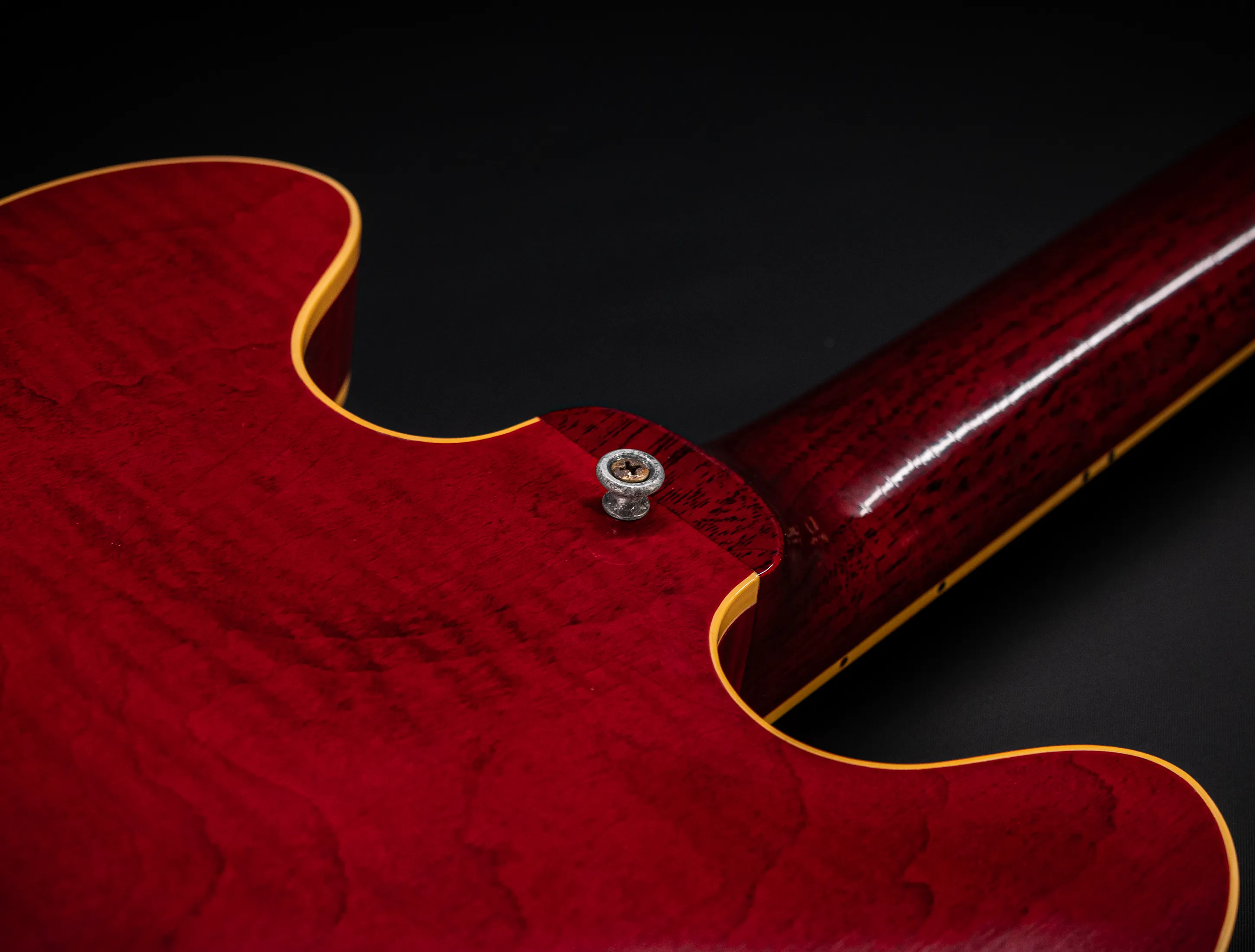 Gibson ES-335 1964 Custom Shop Murphy Lab Ultra Light Aged Figured Maple - 60s Cherry Red