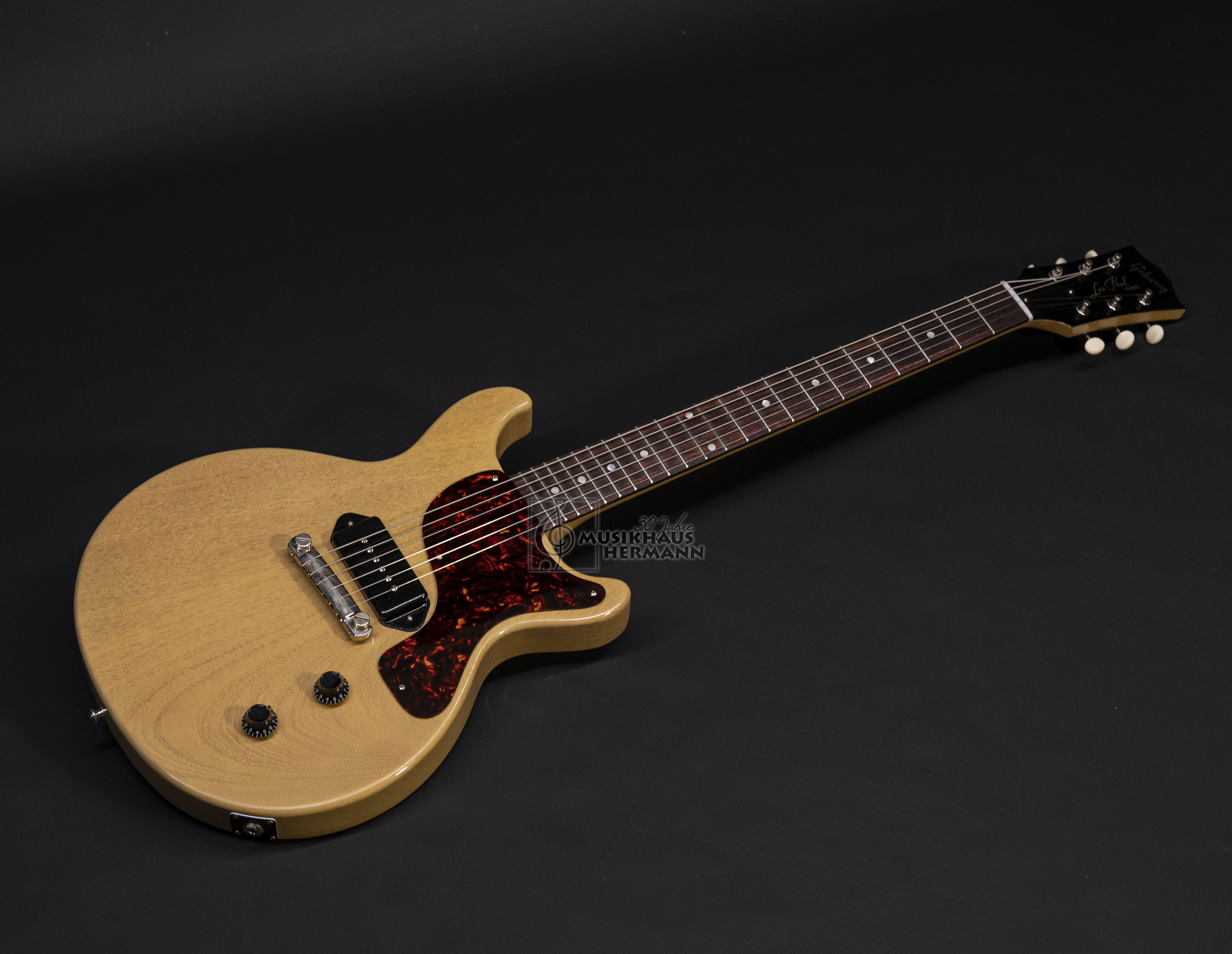 Galerie anzeigen (13 Bilder) a8-4963 gibson-les-paul-junior-1958-double-cut-tv-yellow