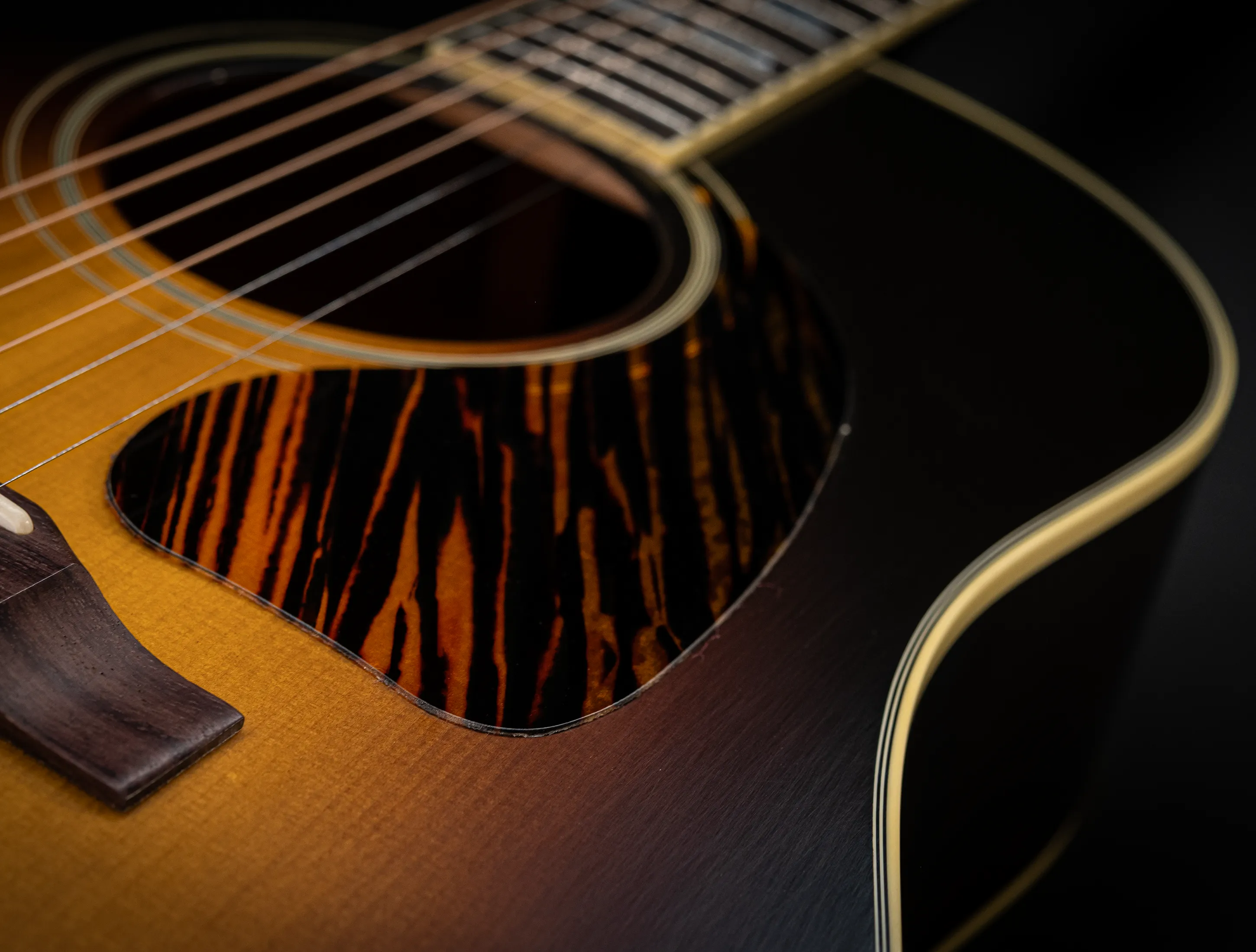 Show gallery (33 images) a174862-Gibson-Southern-Jumbo-EARLY-40s-Golden-Era-Custom-Shop-Adirondack-Vintage-Sunburst-