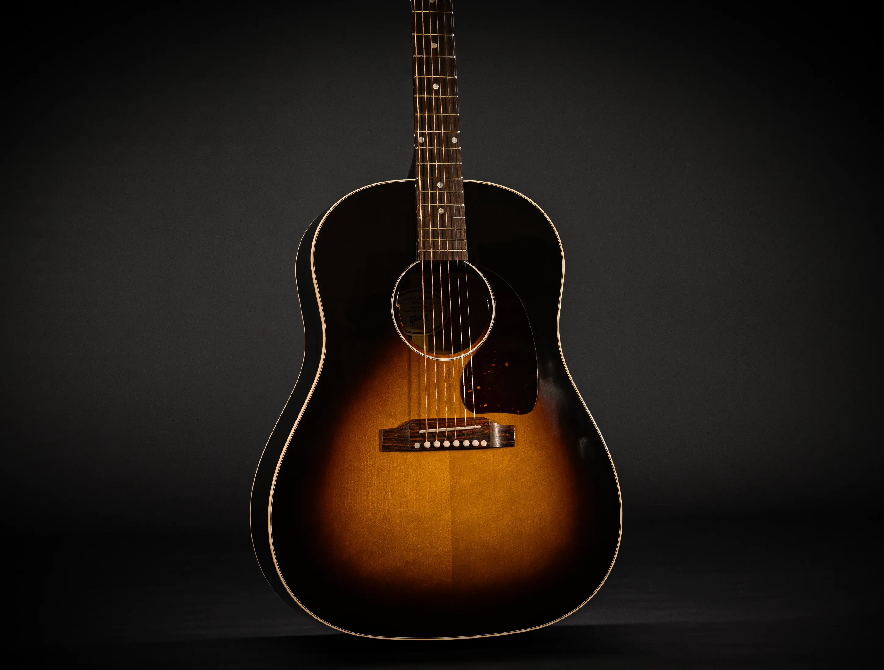 Gibson J-45 Standard - Vintage Sunburst