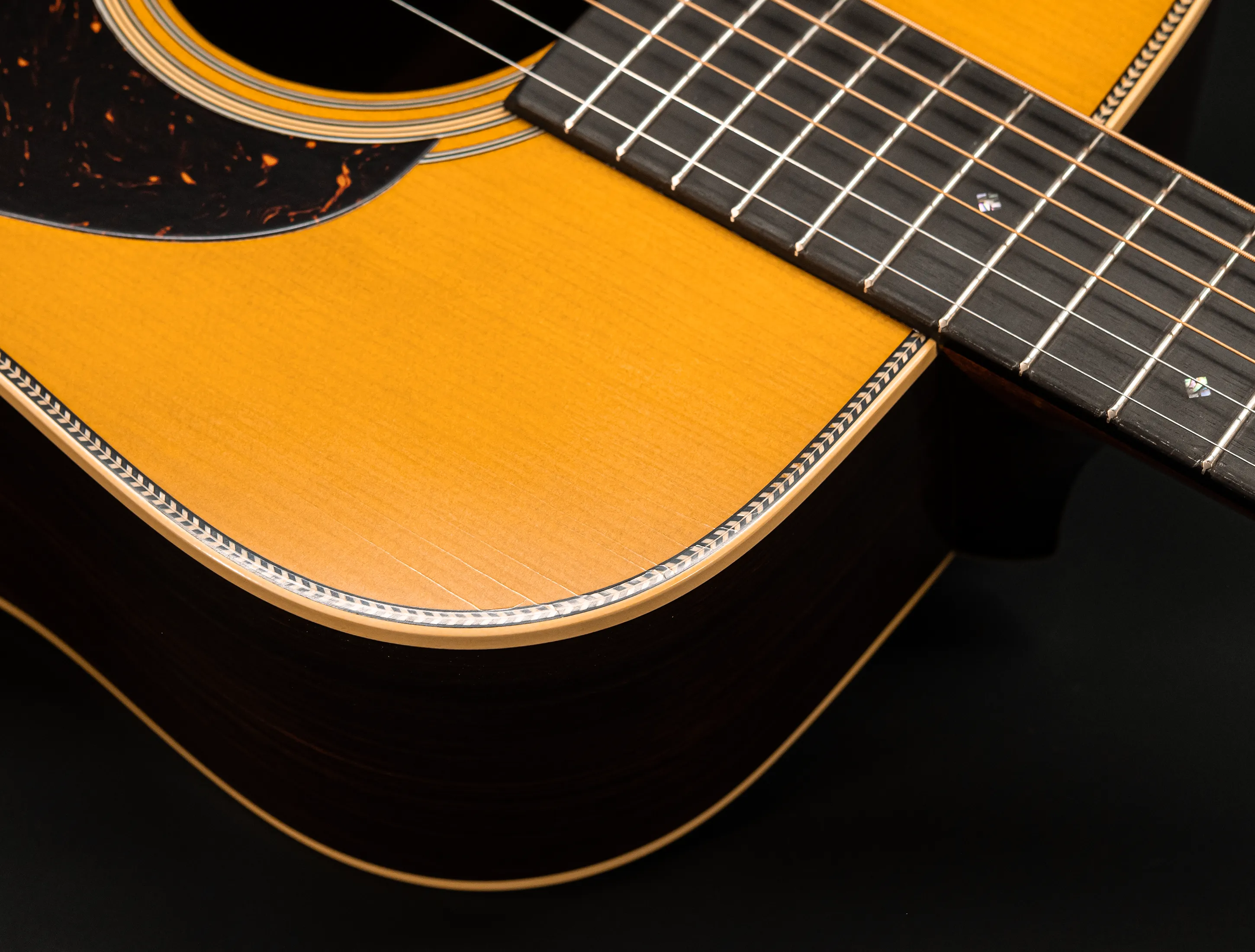 Galerie anzeigen (30 Bilder) a161440 Martin Custom Shop D-28 Authentic 1937 - Stage 1 Aging