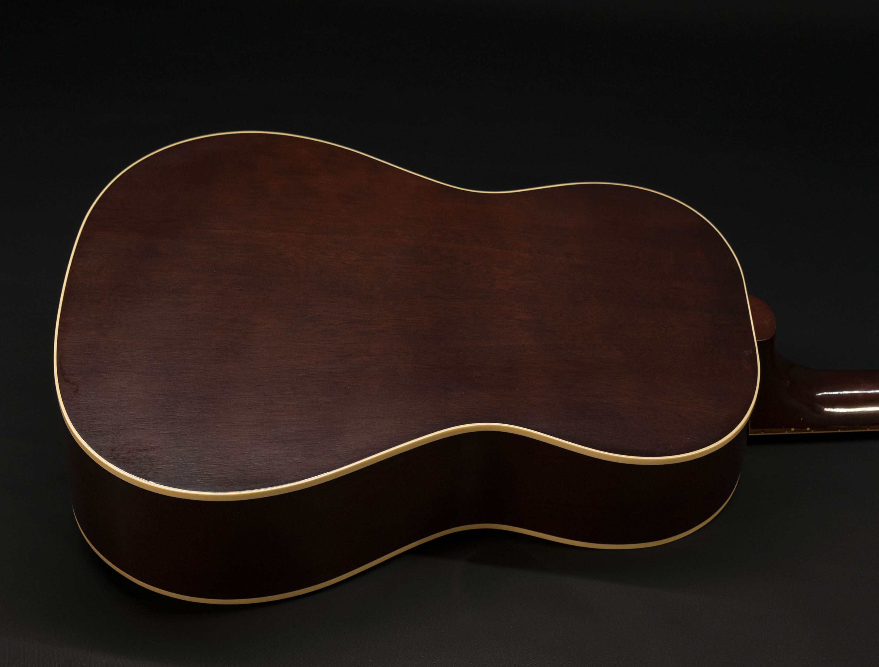 Show gallery (24 images) a133373 gibson-lg-2-1942-banner-vintage-sunburst
