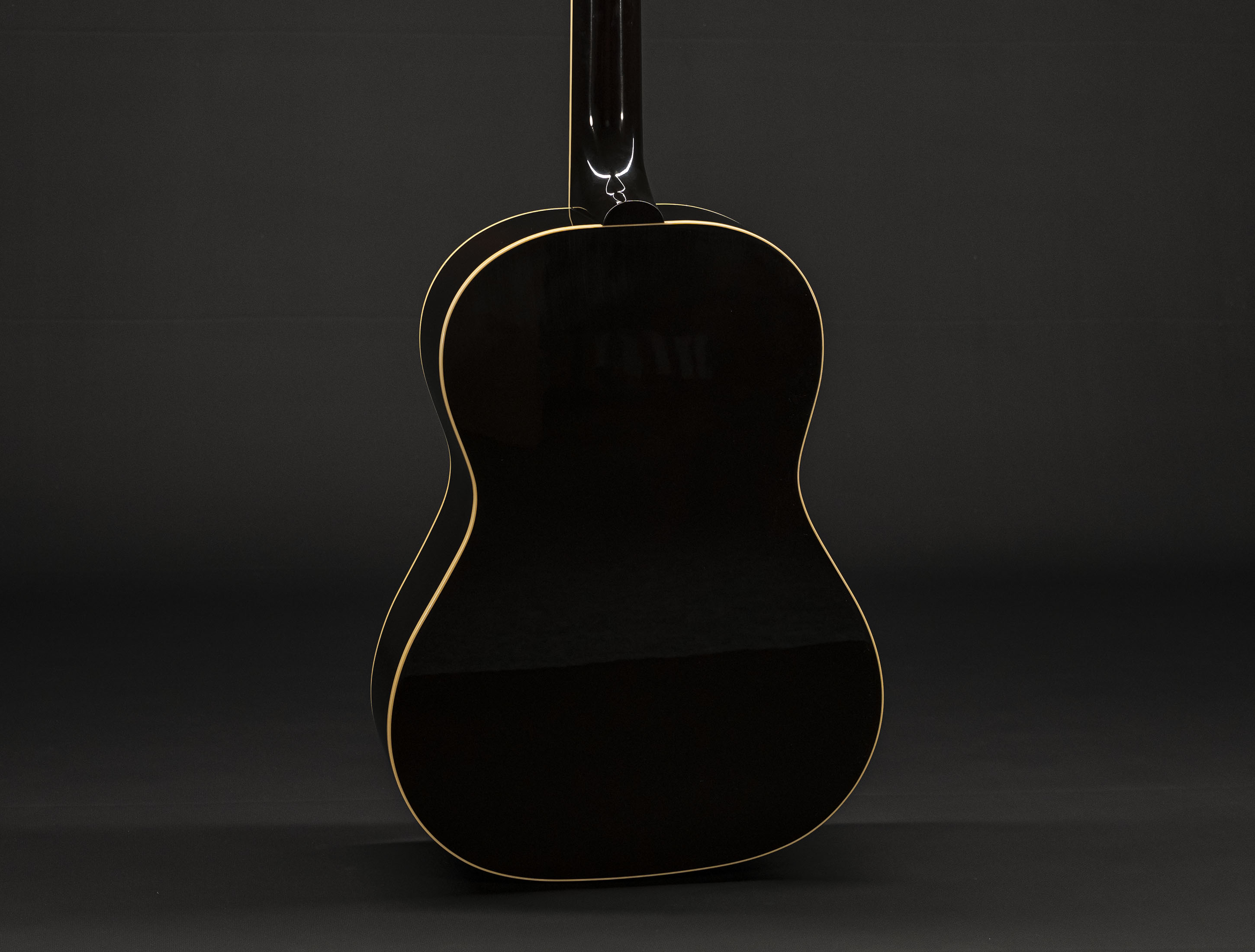 Show gallery (24 images) a119830gibson-nathaniel-rateliff-lg-2-western