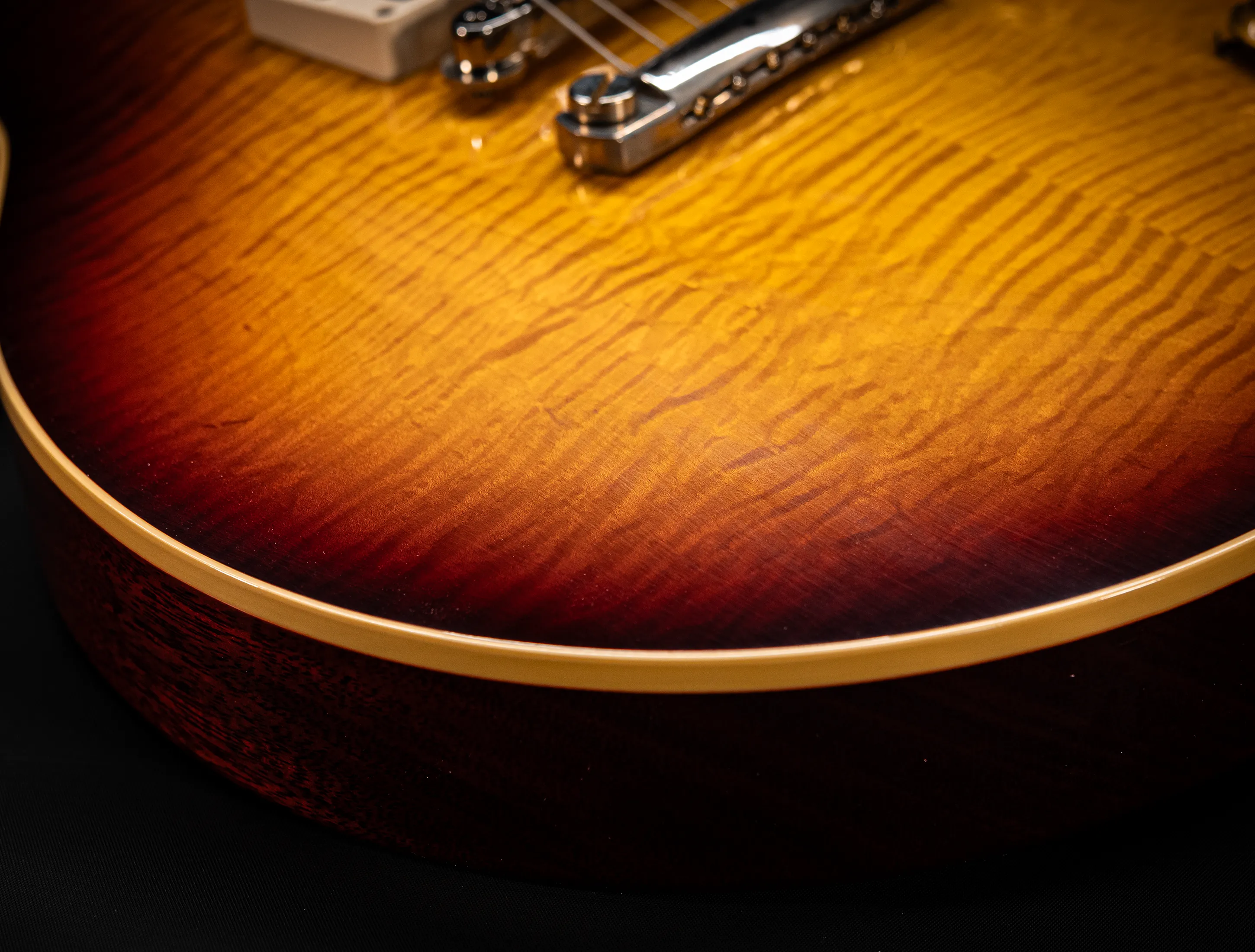 a173951-Gibson-Les-Paul-1959-Reissue-VOS-Southern-Fadeburst-Factory-Special-Heroes-Greatest-Hits-Musikhaus-Hermann