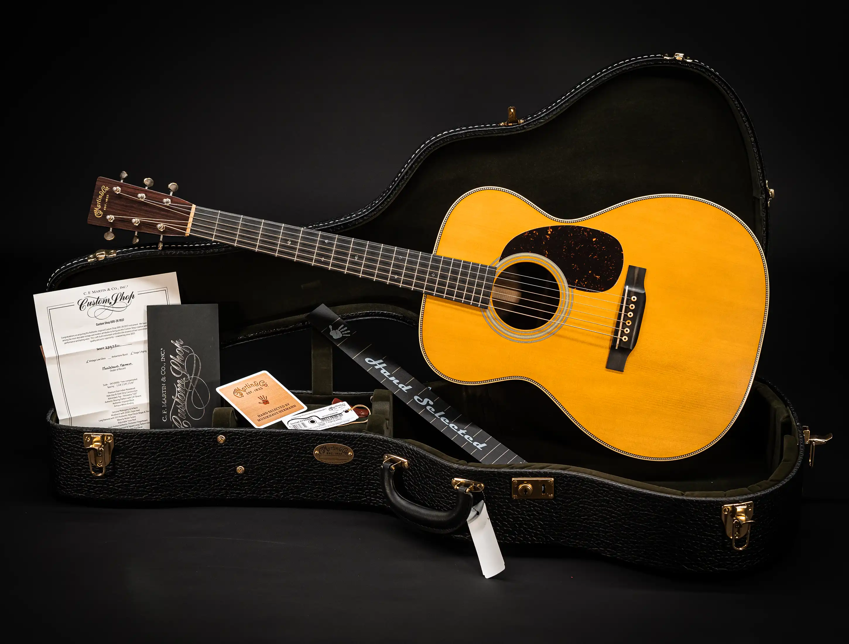 Show gallery (23 images) a154263 Martin-Custom-Shop-000-28-Authentic-1937-Vintage-Low-Gloss-Stage-1-Aging