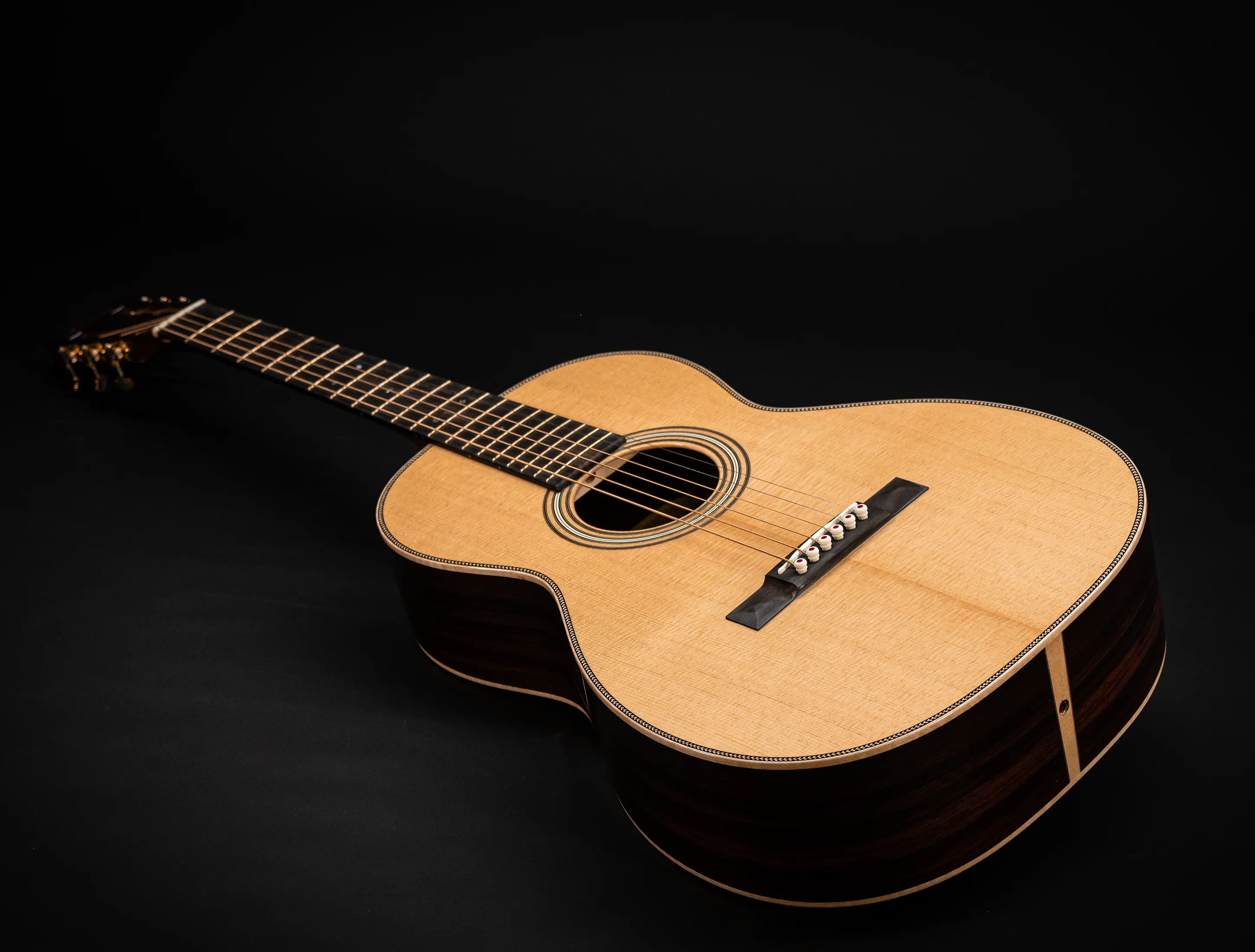Show gallery (31 images) a170914 Martin 012-28 12-Fret Modern Deluxe Musikhaus-Hermann