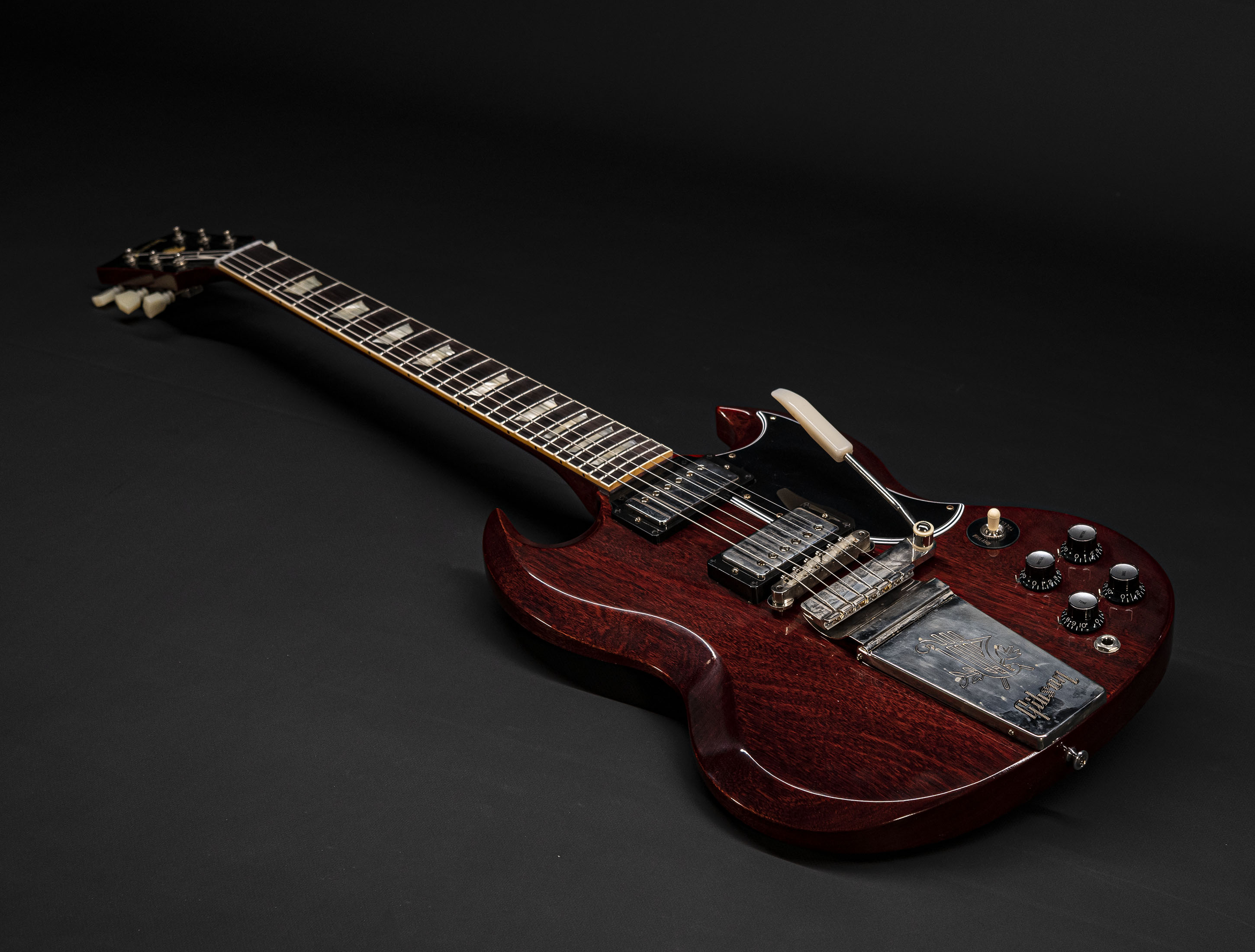 a125471-Gibson-SG-1964-Standard-Reissue-Maestro-Vibrola-Murphy-Lab-Ultra-Light-Aged-Cherry-Red a125471-gibson-sg-1964-standard-reissue-maestro-vibrola-murphy-lab-ultra-light-aged-cherry-red