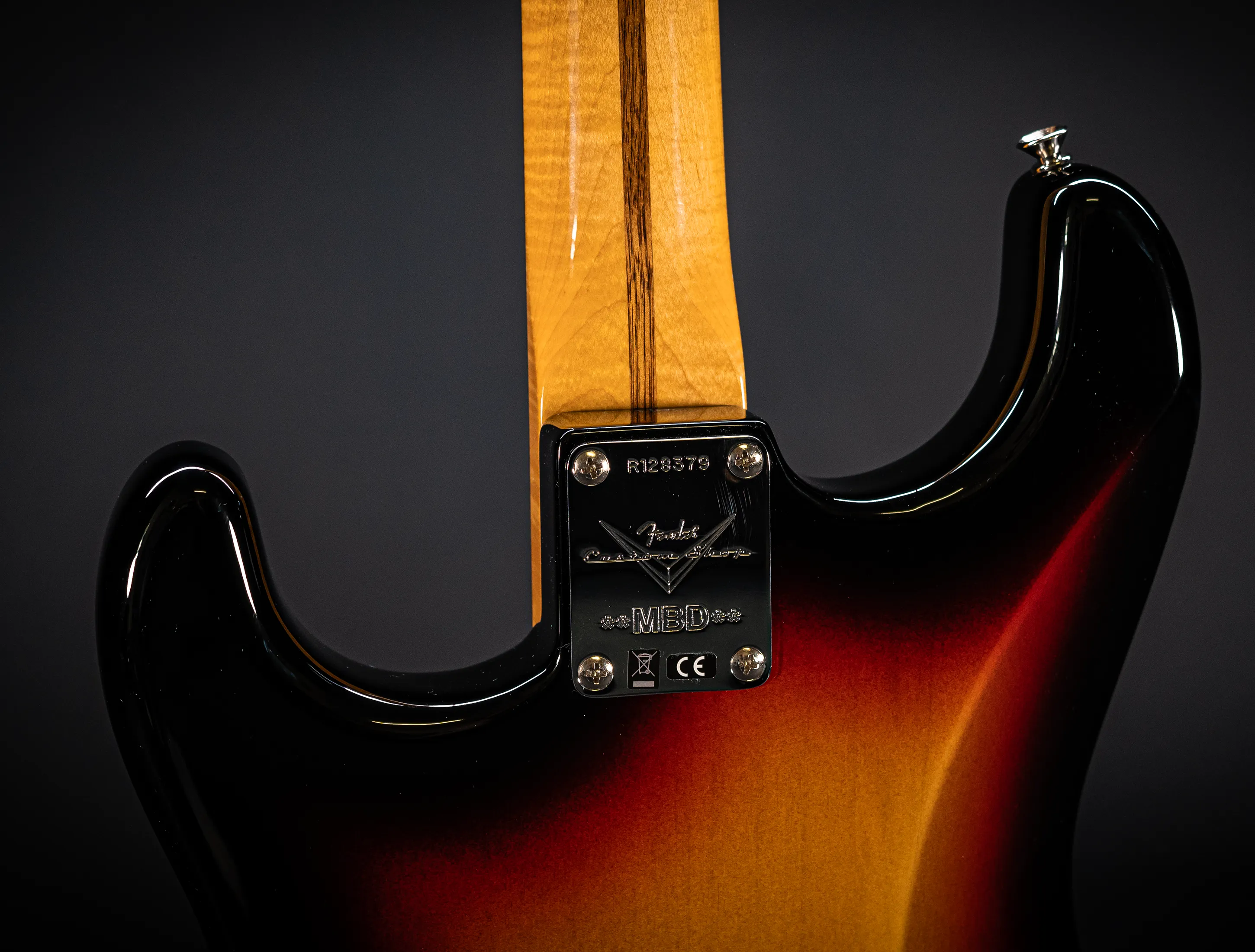 a175620-Fender-MBD-Limited-1963-Stratocaster-Timeless-NOS-flame-Neck-Sunburst-