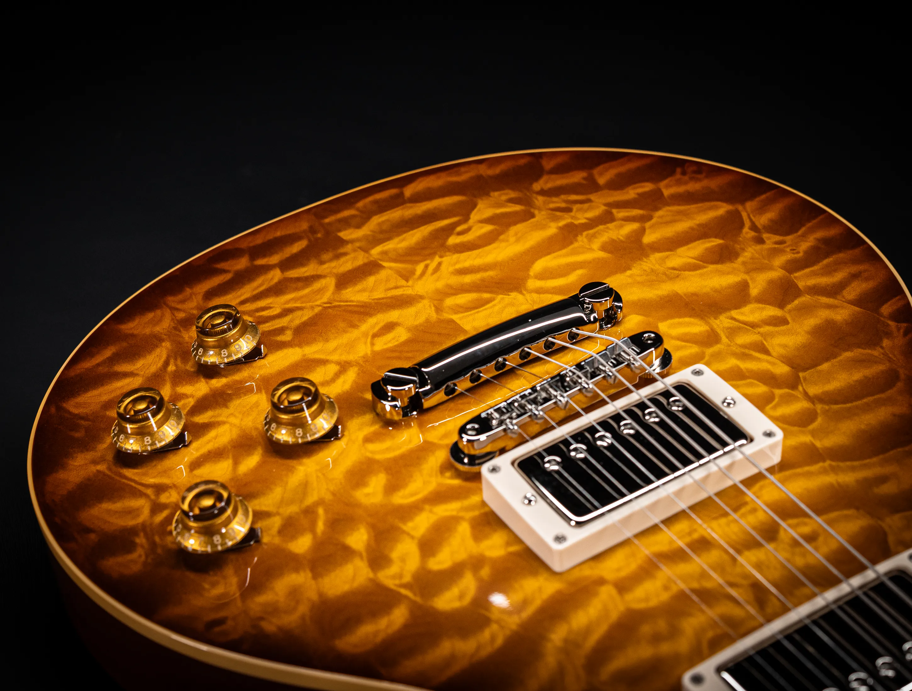 Gibson Les Paul 1959 Reissue 5A-Quilt Maple Top - GLOSS "Factory Special"