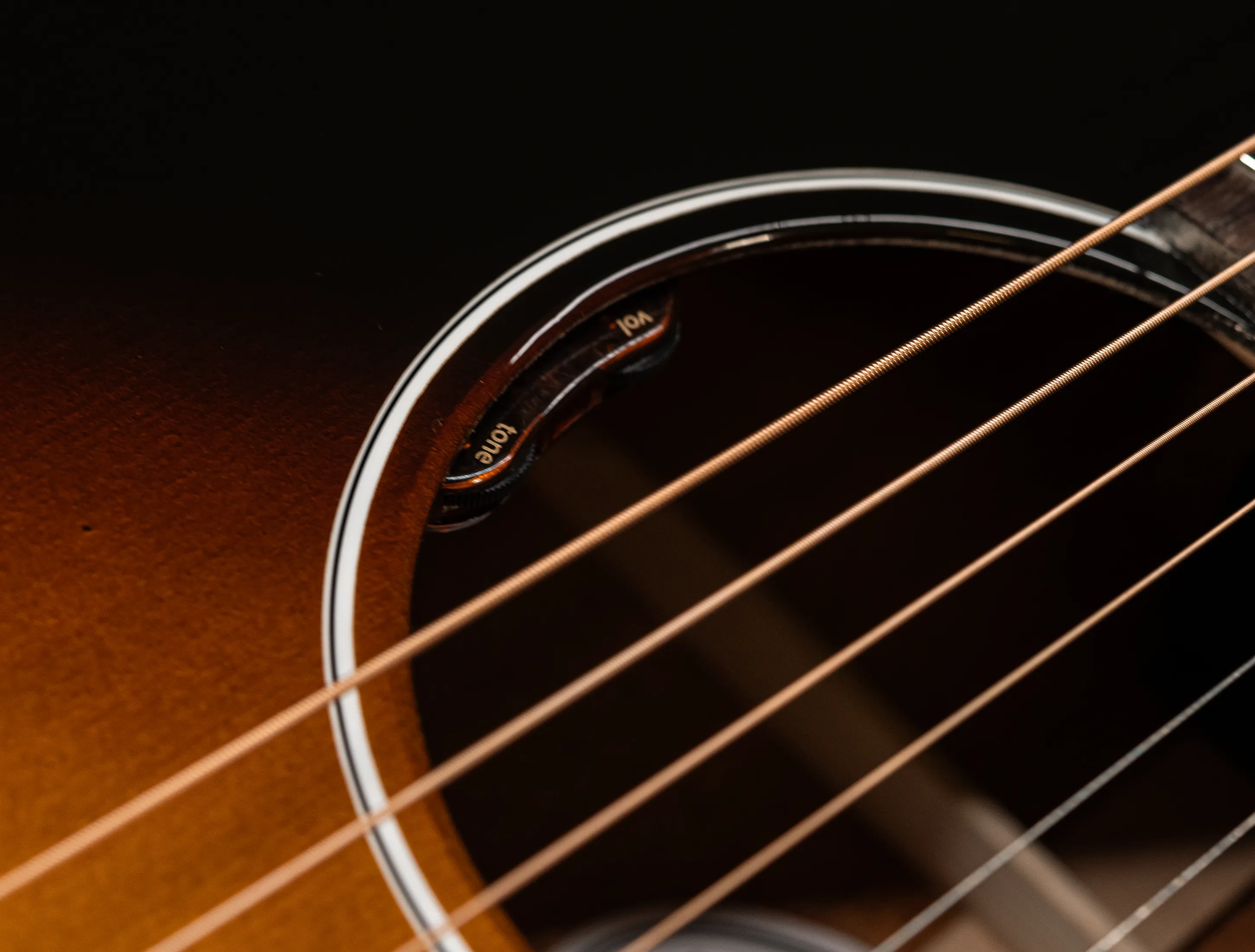 Show gallery (23 images) a170006 Gibson J-45 Standard - Vintage Sunburst