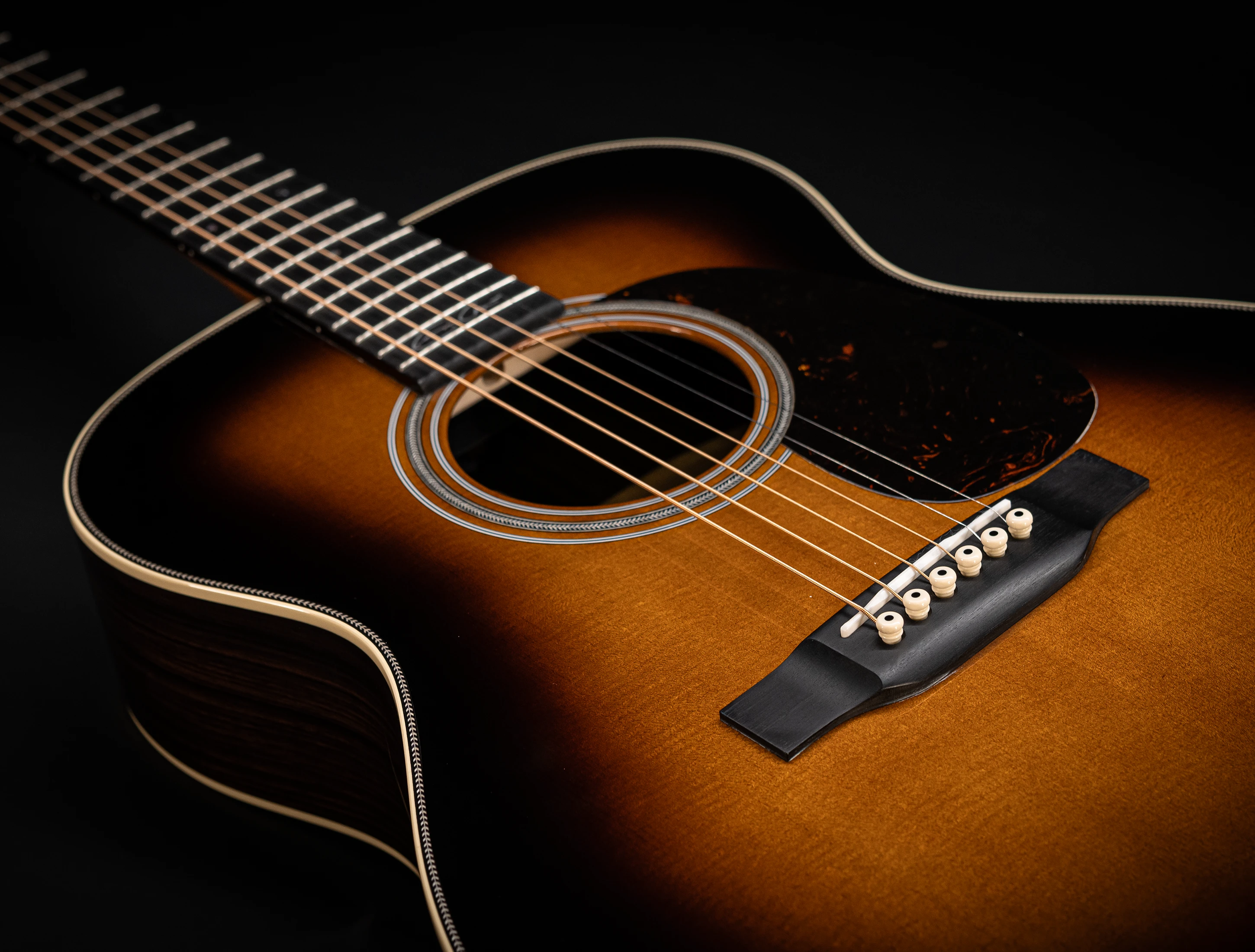 Galerie anzeigen (24 Bilder) a172416 Martin 000-28EC E LRB Eric Clapton - LR Baggs VTC Musikhaus-Hermann