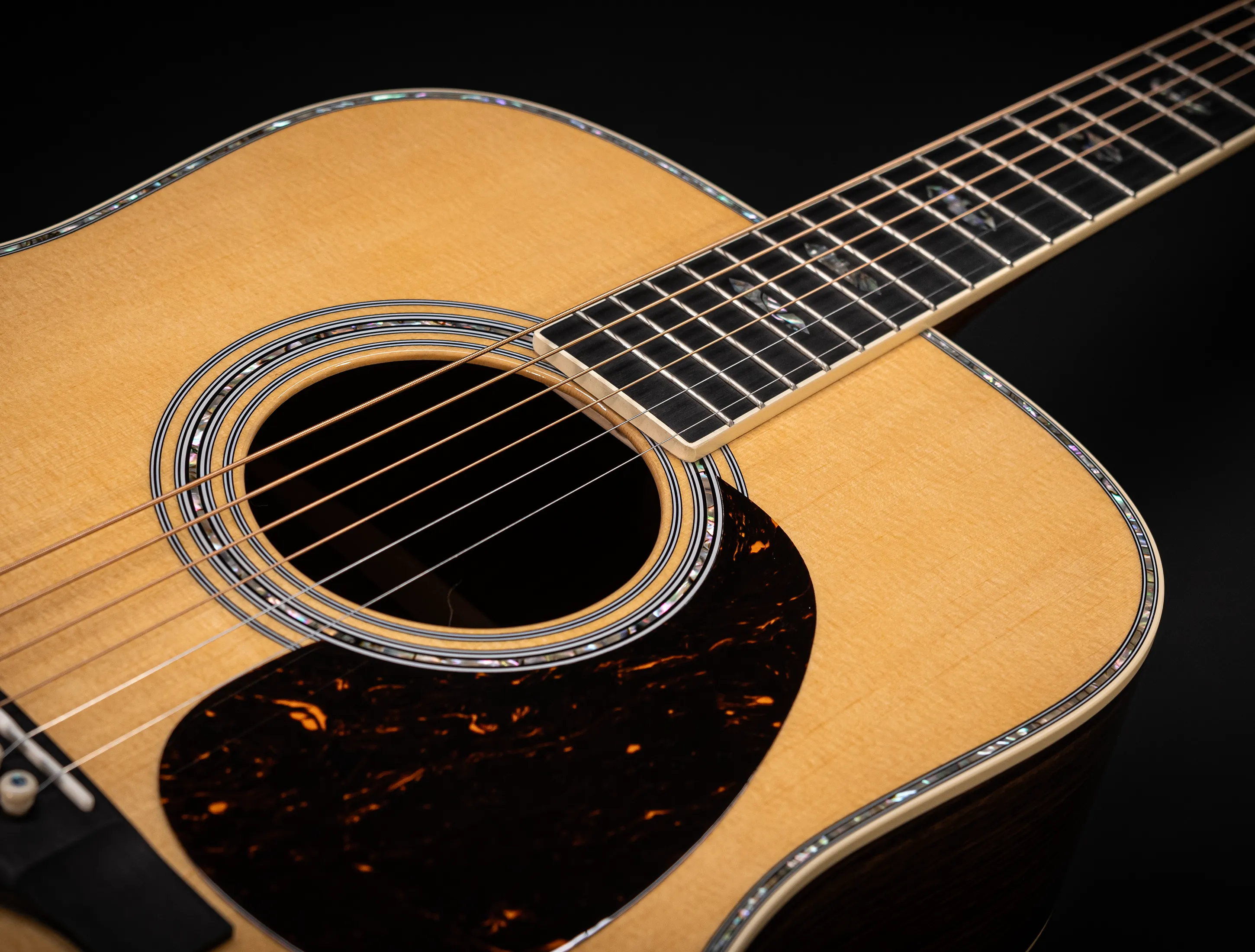 Galerie anzeigen (28 Bilder) a164022 Martin D-41 (Reimagined)