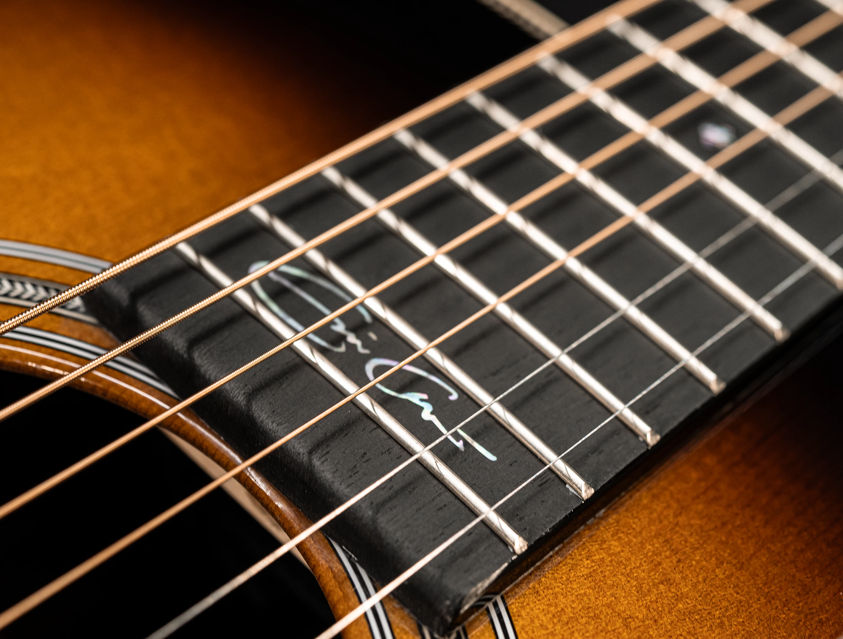 Galerie anzeigen (24 Bilder) a172401 Martin 000-28EC E LRB Eric Clapton - LR Baggs VTC Musikhaus-Hermann