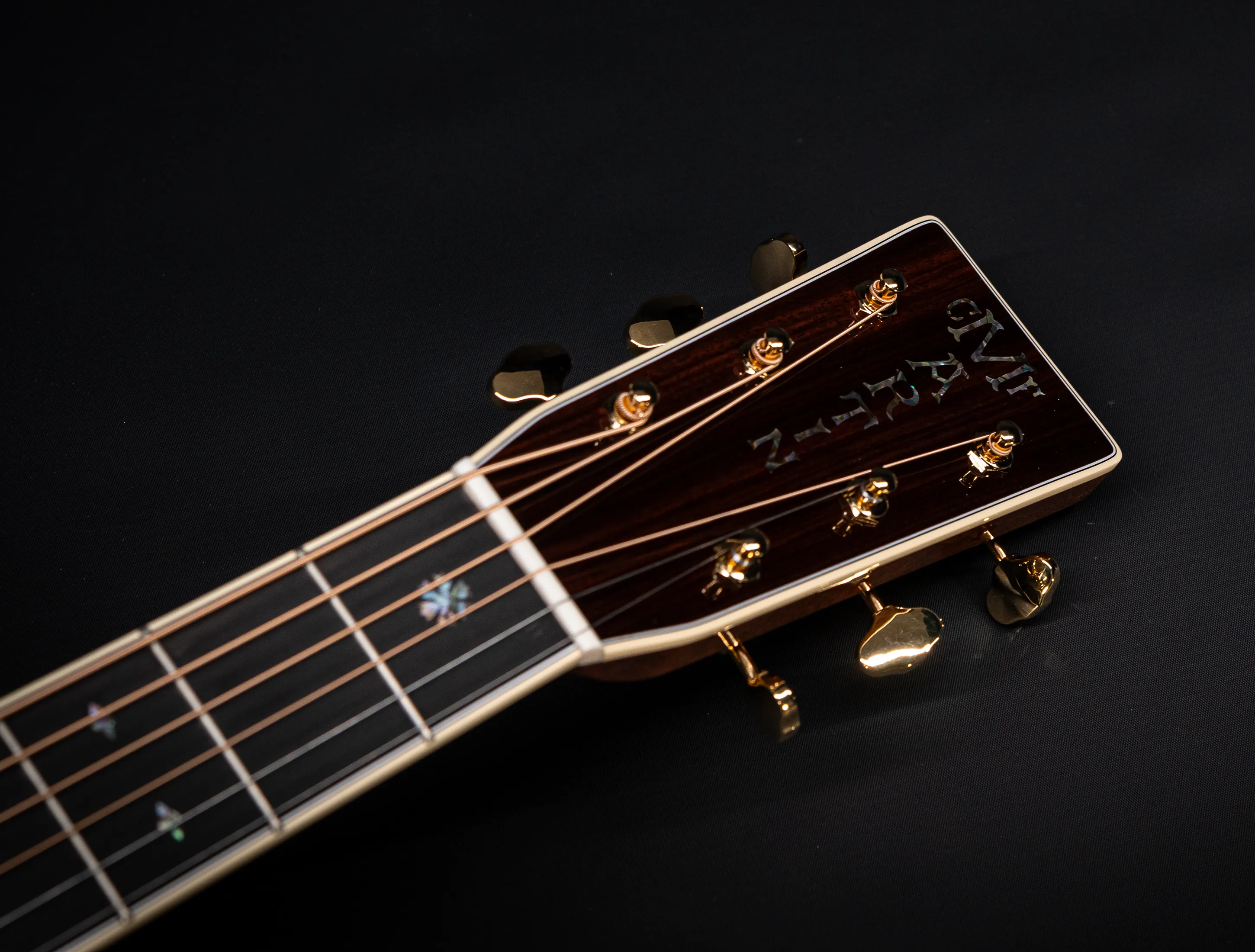 a172433 Martin D-42 Standard Refresh NEW 2025 Musikhaus-Hermann