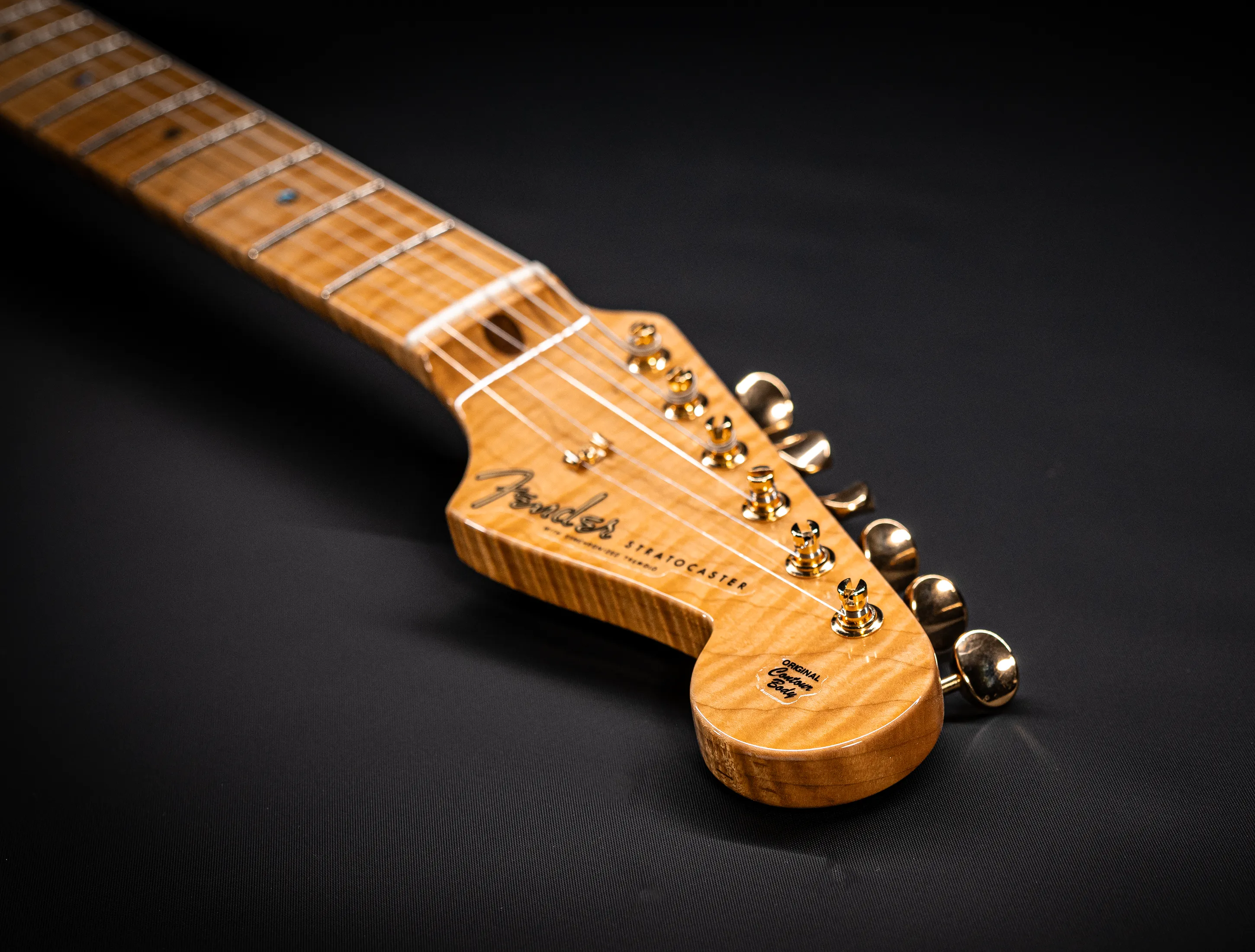 a165113 Fender 70th Anniversary Limited Stratocaster NOS Flame AAAA Neck - Sunburst