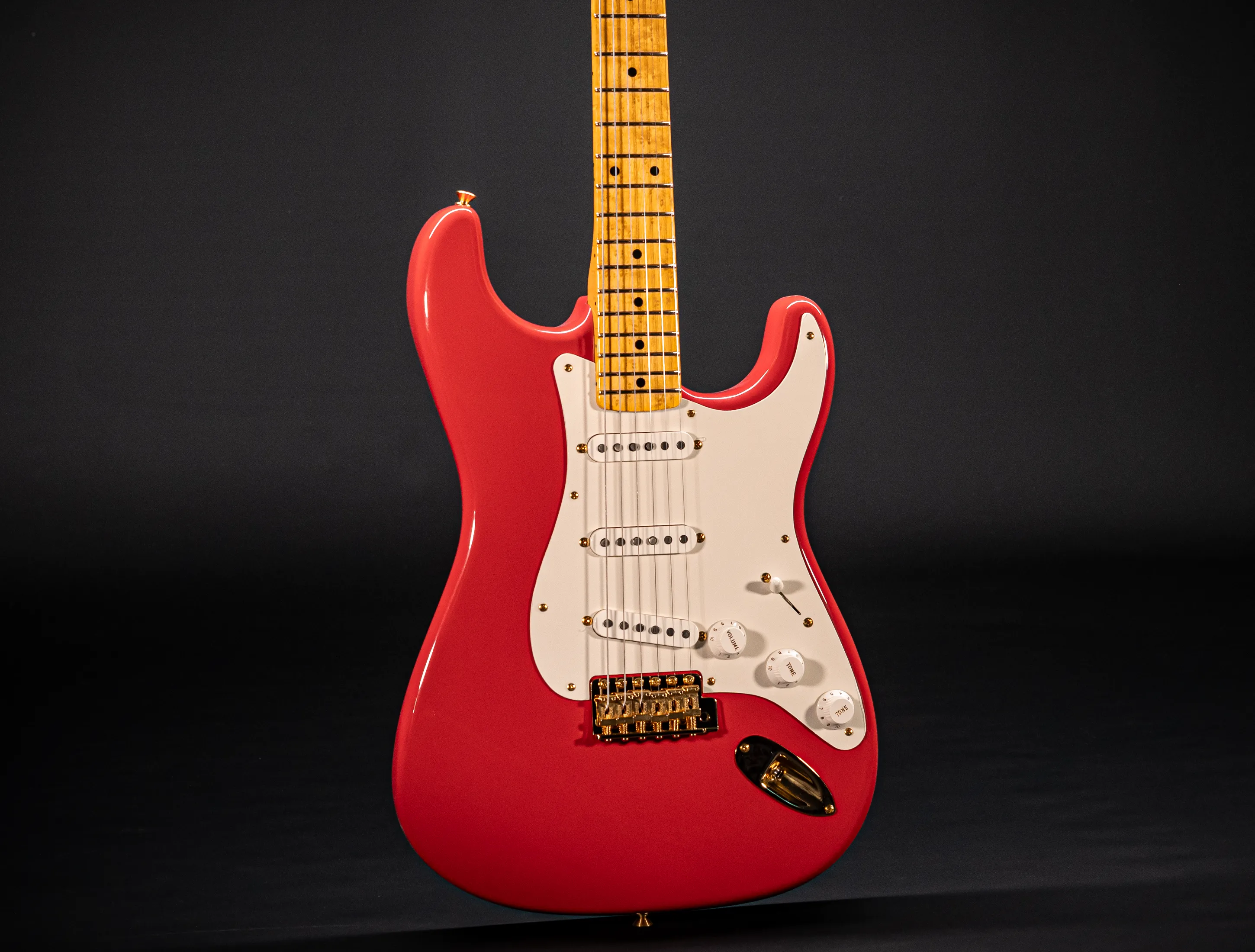 a161334 Fender MBD Limited 1957 Stratocaster Timeless NOS Birdseye Neck - Fiesta Red