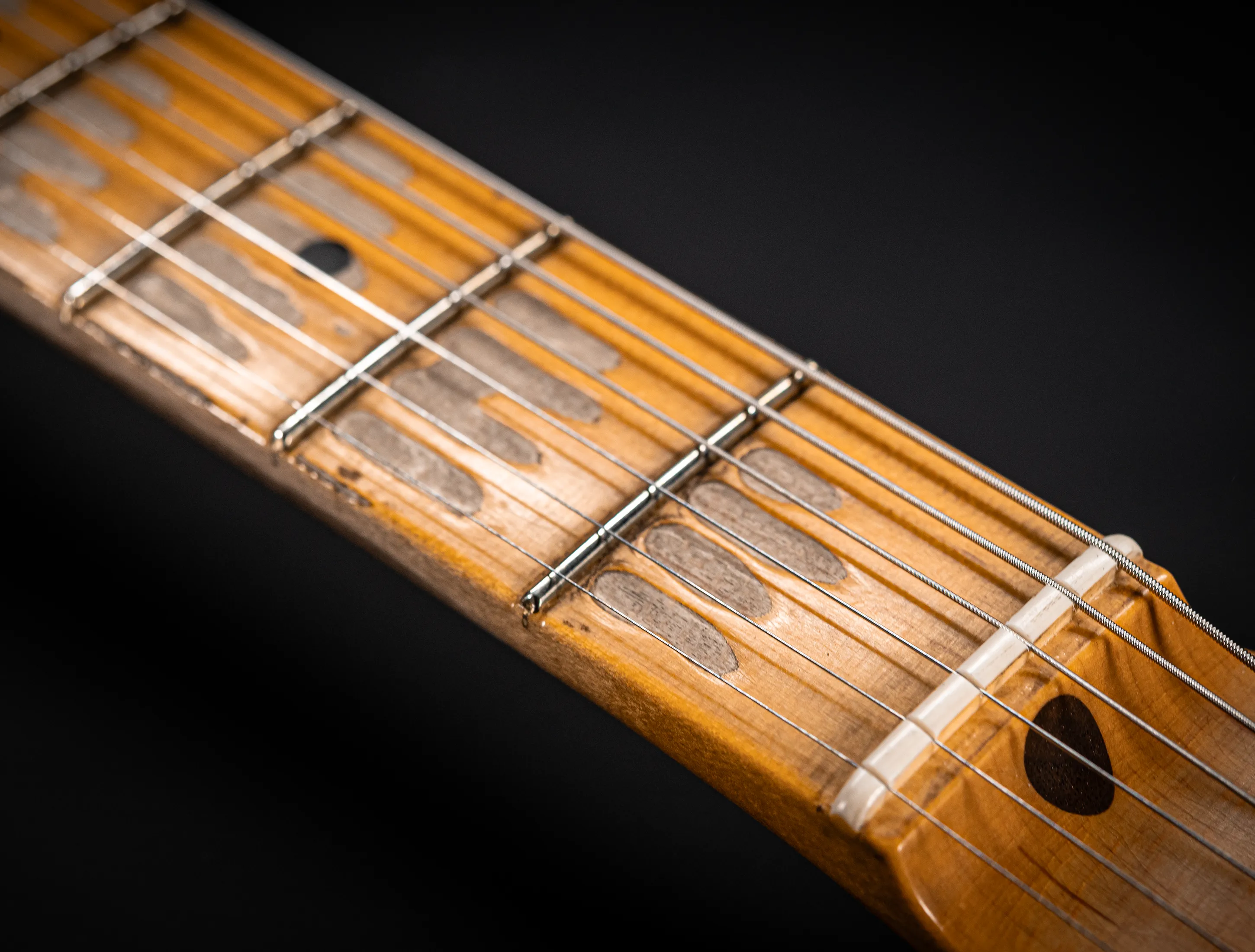 Fender Masterbuilt Kyle McMillin 1952 Telecaster Heavy Relic - 1pc Ash Butterscotch Blonde