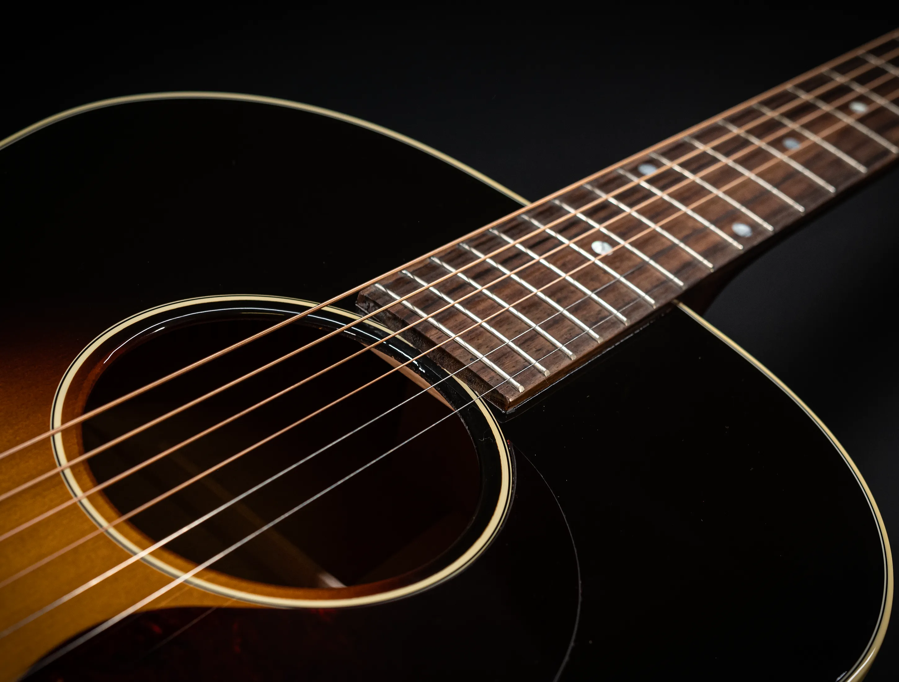 Galerie anzeigen (33 Bilder) a174893-Gibson-J-45-EARLY-50`s-Golden-Era-Custom-Shop-Adirondack-Vintage-Sunburst-