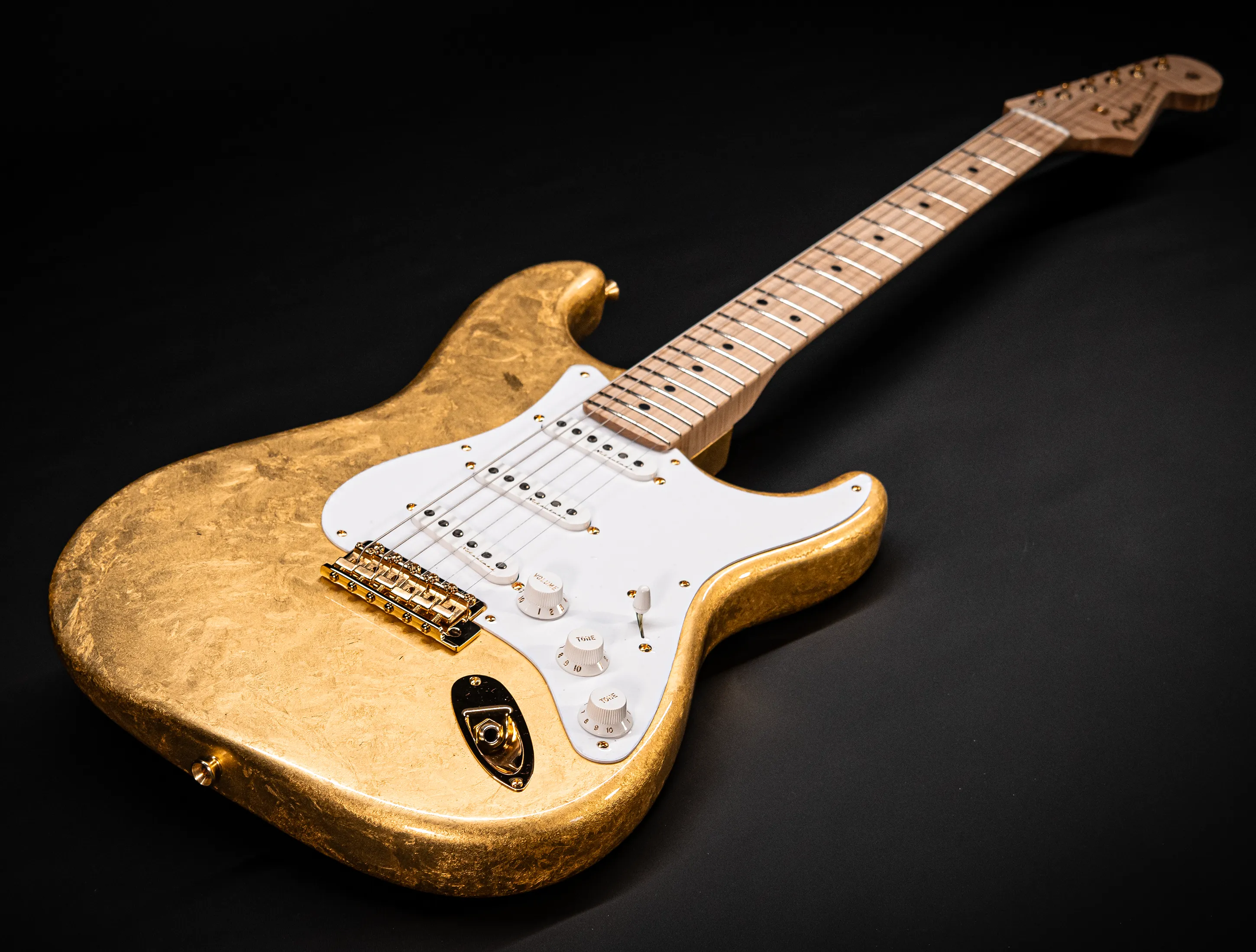 a165160 Fender Masterbuilt Todd Krause GOLD LEAF Eric Clapton Stratocaster - 24 Karat Gold