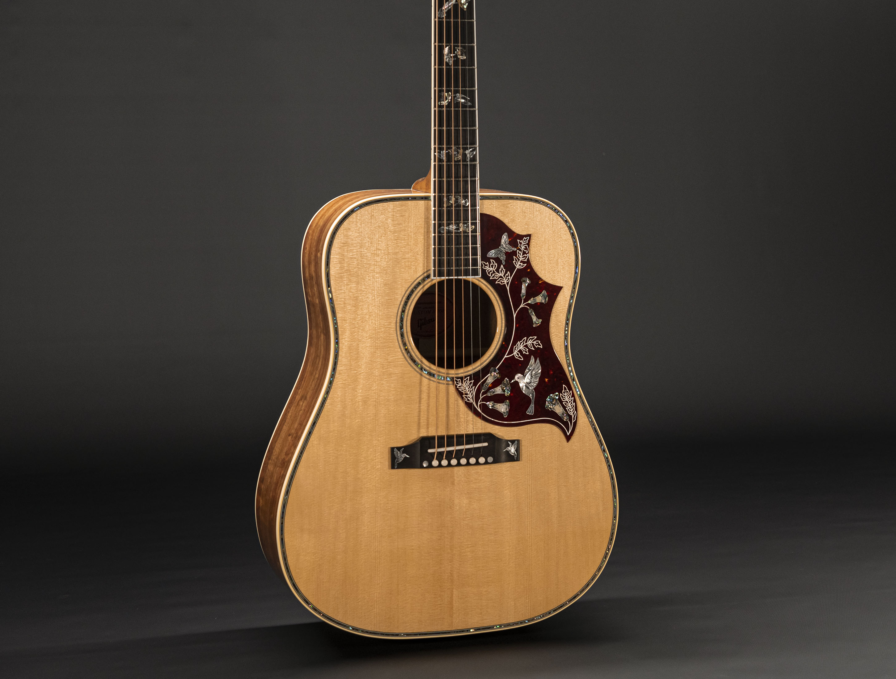 Gibson Hummingbird Custom Koa Antique Natural