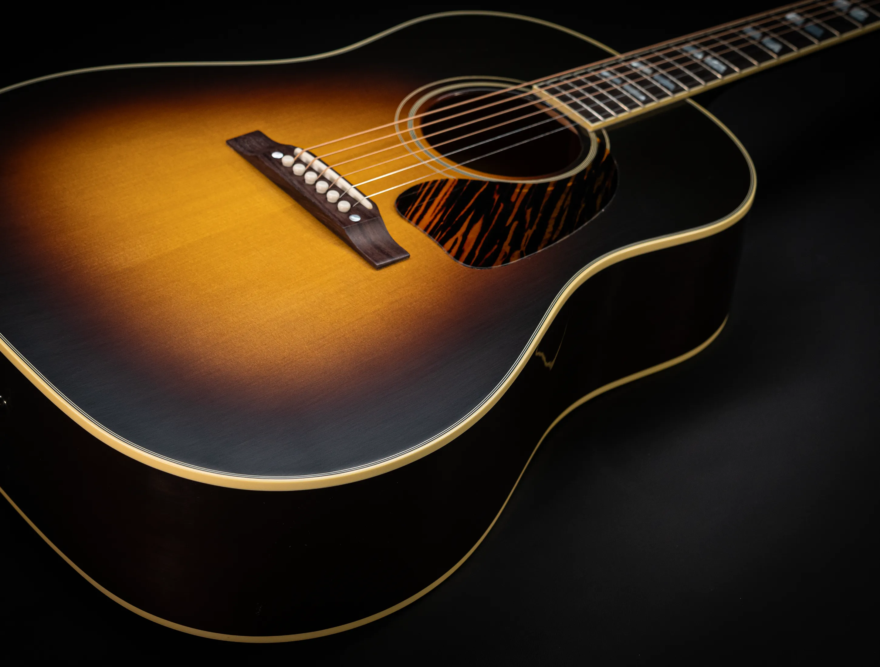 Show gallery (33 images) a174863-Gibson-Southern-Jumbo-EARLY-40s-Golden-Era-Custom-Shop-Adirondack-Vintage-Sunburst-