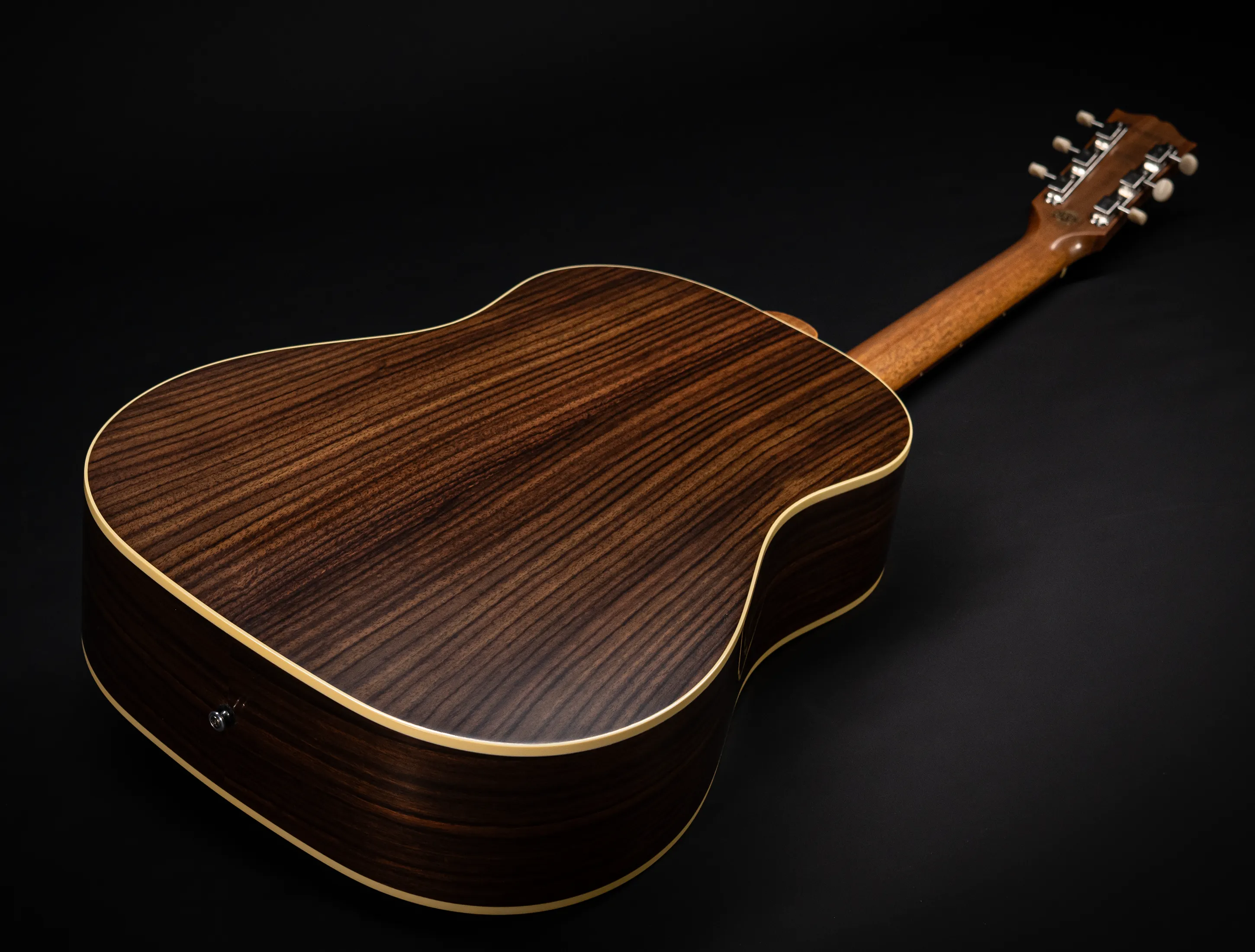 Show gallery (30 images) a175812-Gibson-J-45-Rosewood-EARLY-50s-Golden-Era-Custom-Shop-Adirondack-Vintage-Sunburst-Musikhaus-Hermann-