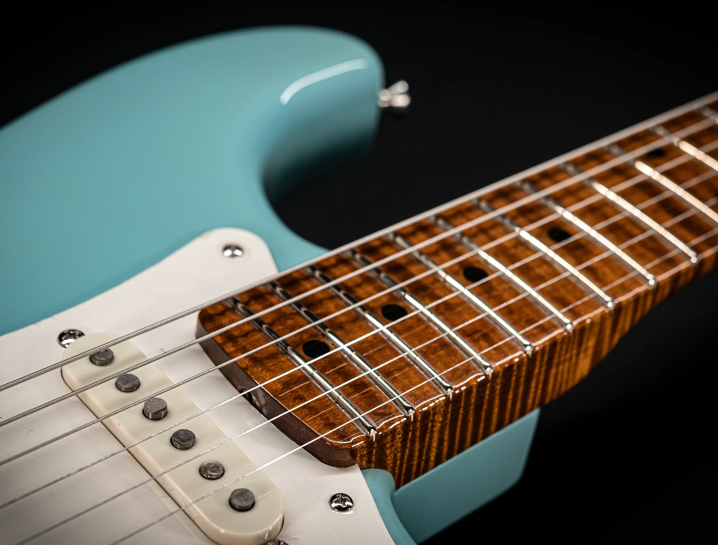 Fender 50`s Limited Stratocaster NOS Mastergrade roasted Flame AAAA Neck - Daphne Blue