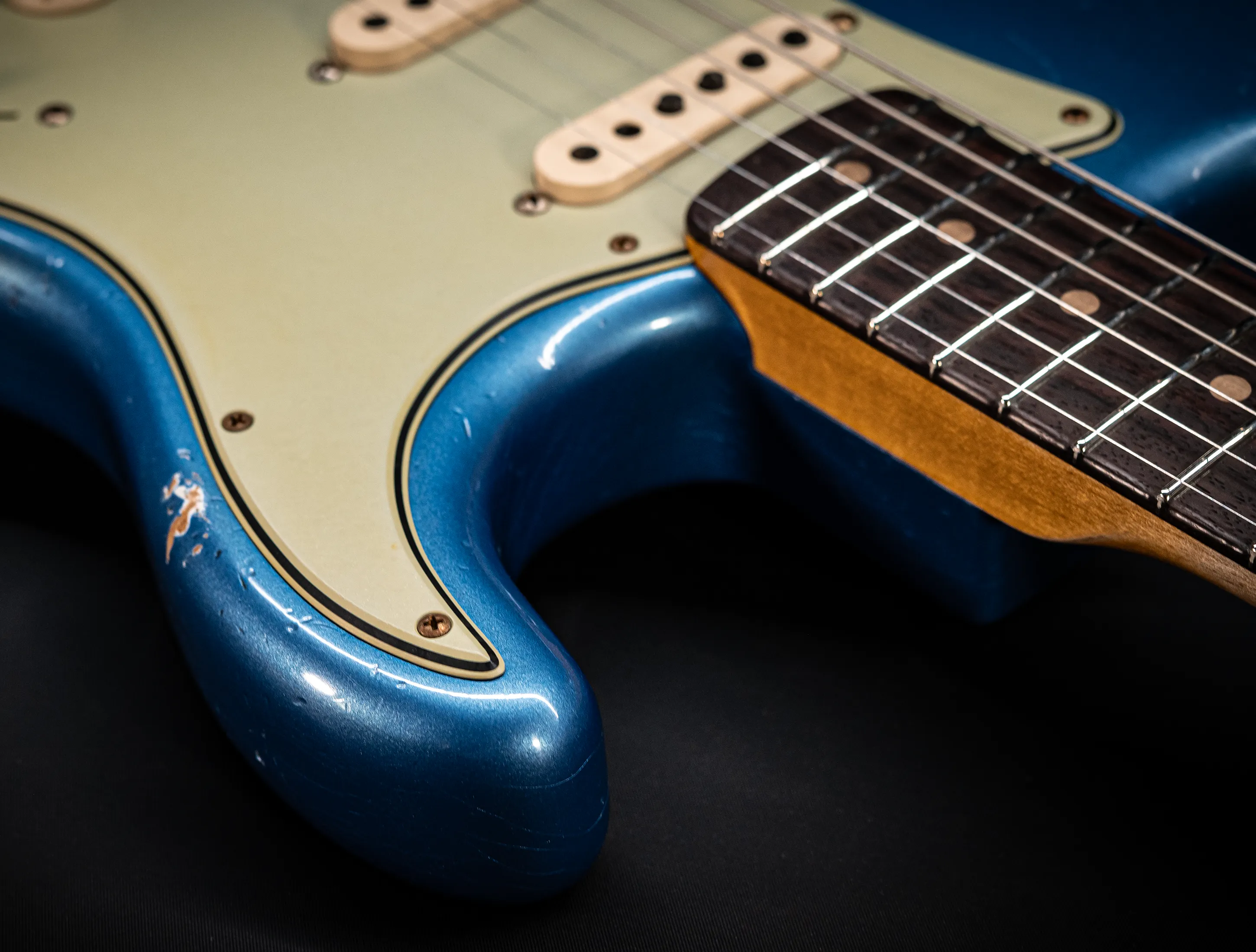 a174402-Fender-MBD-Limited-1963-Hardtail-Stratocaster-Heavy Relic-Lake-Placid-Blue-