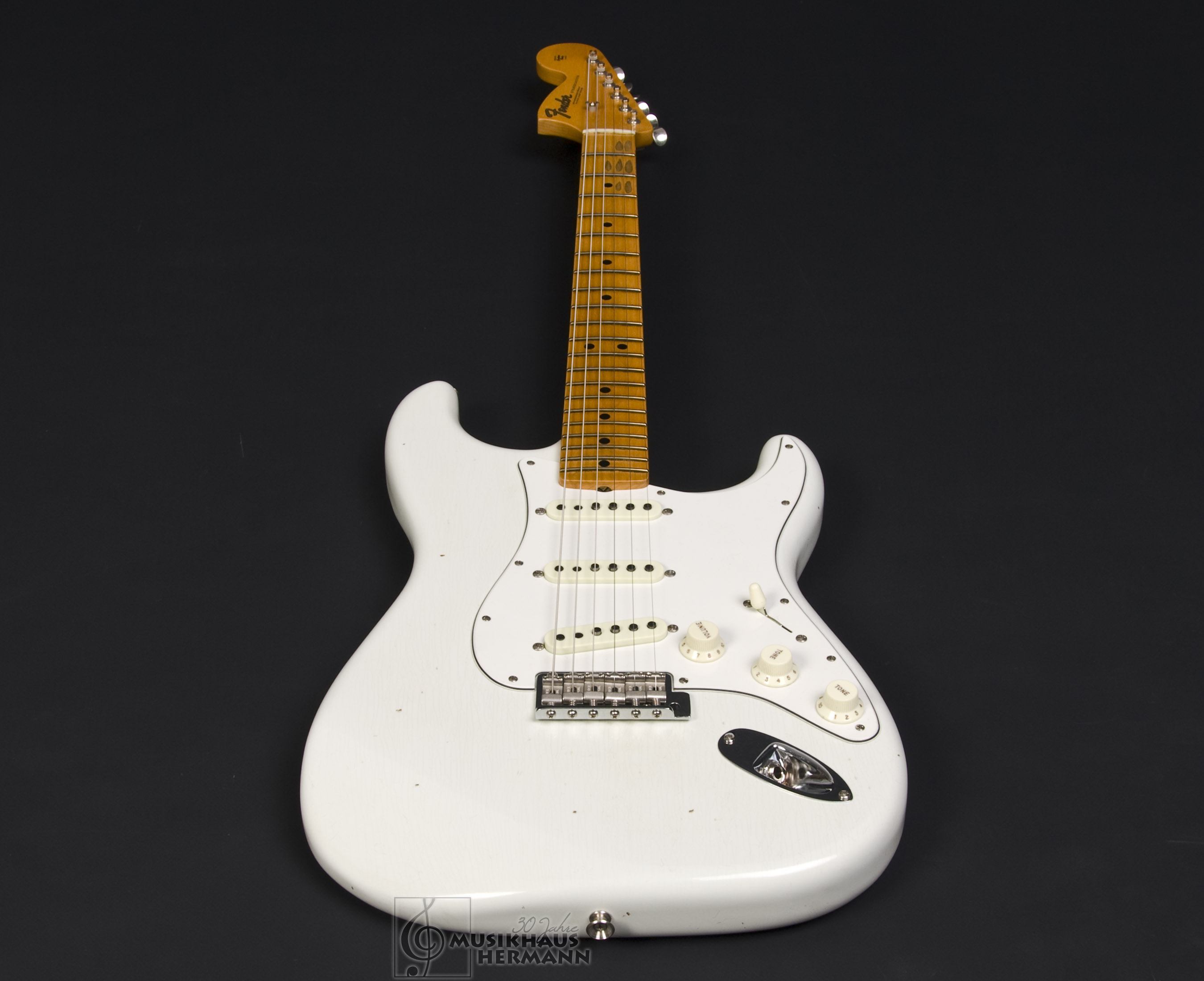 Show gallery (11 images) a6-7794 fender-jimi-hendrix-voodoo-child-stratocaster-olympic-white